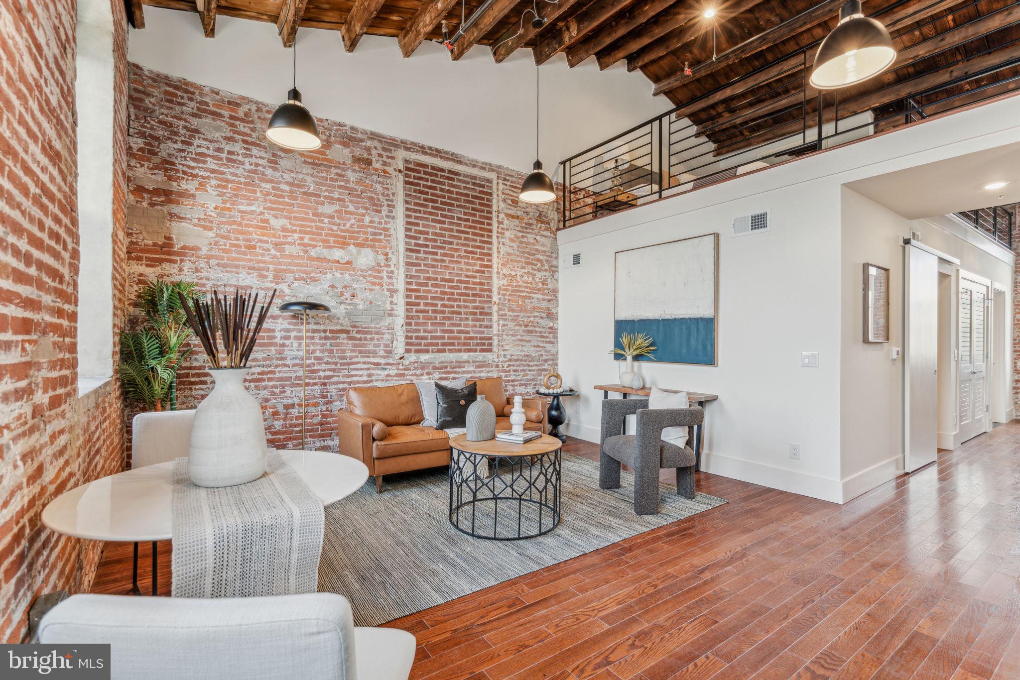 FISHTOWN - Residential Lease