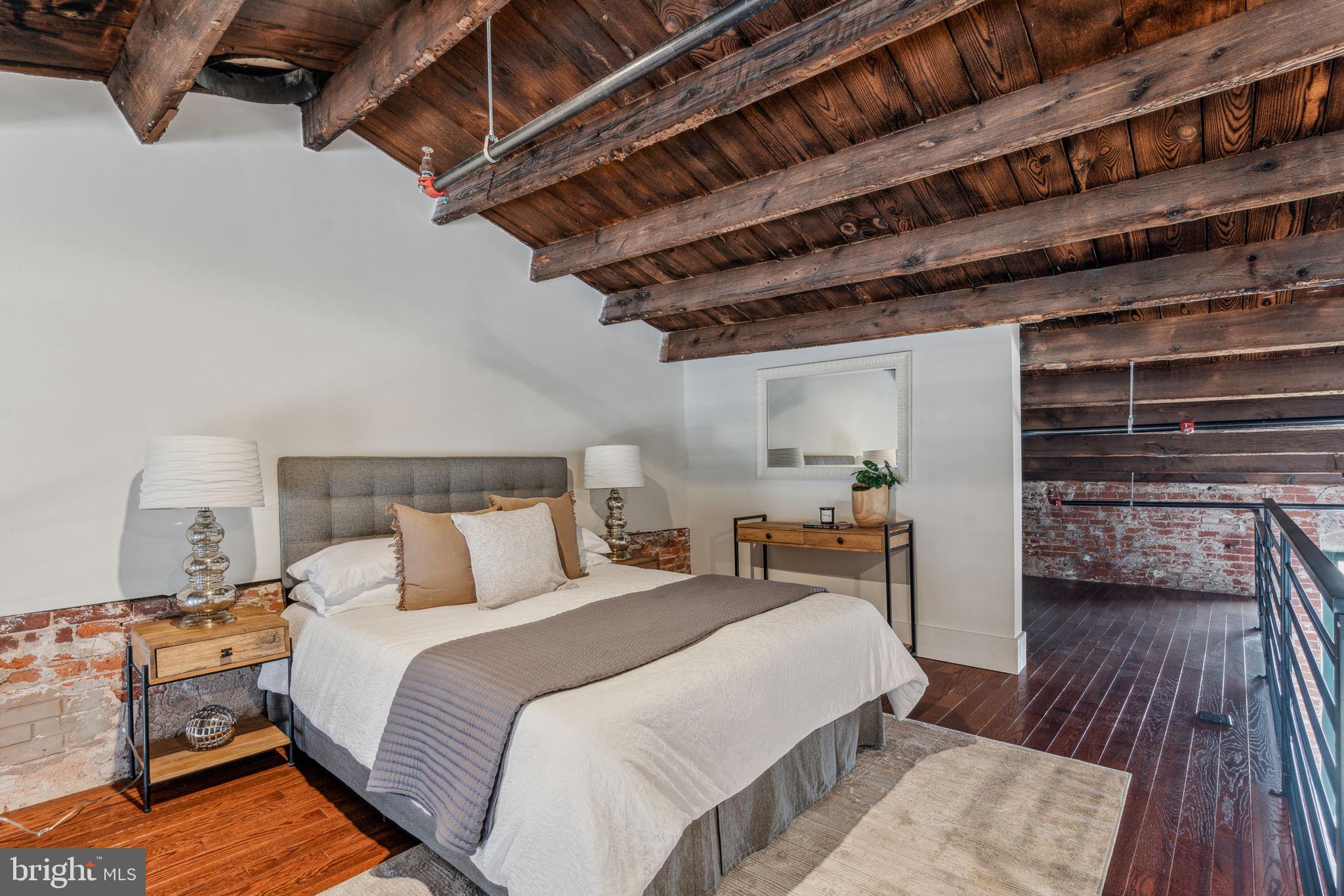 FISHTOWN - Residential Lease