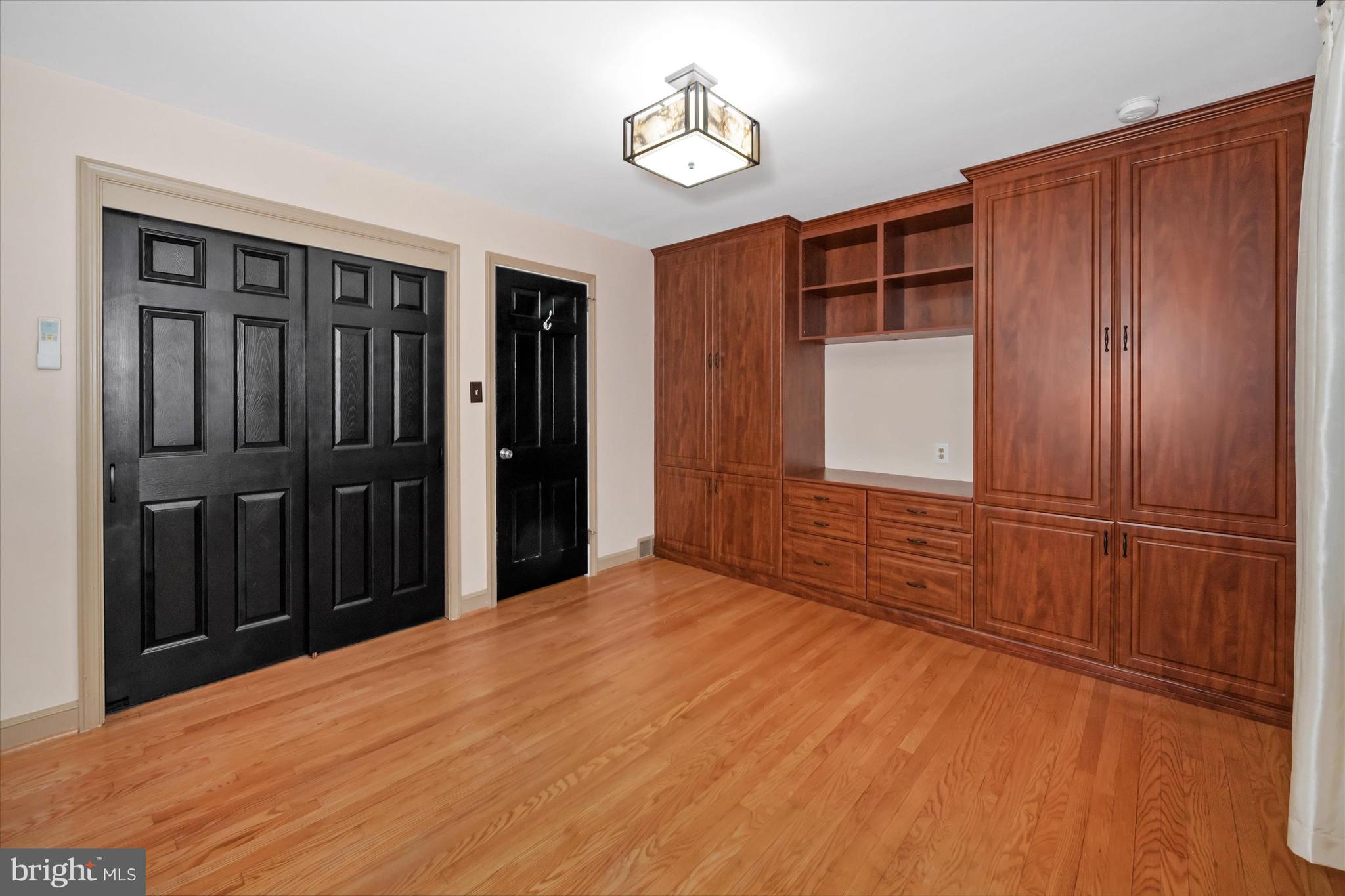 WESTOVER HILLS - Residential