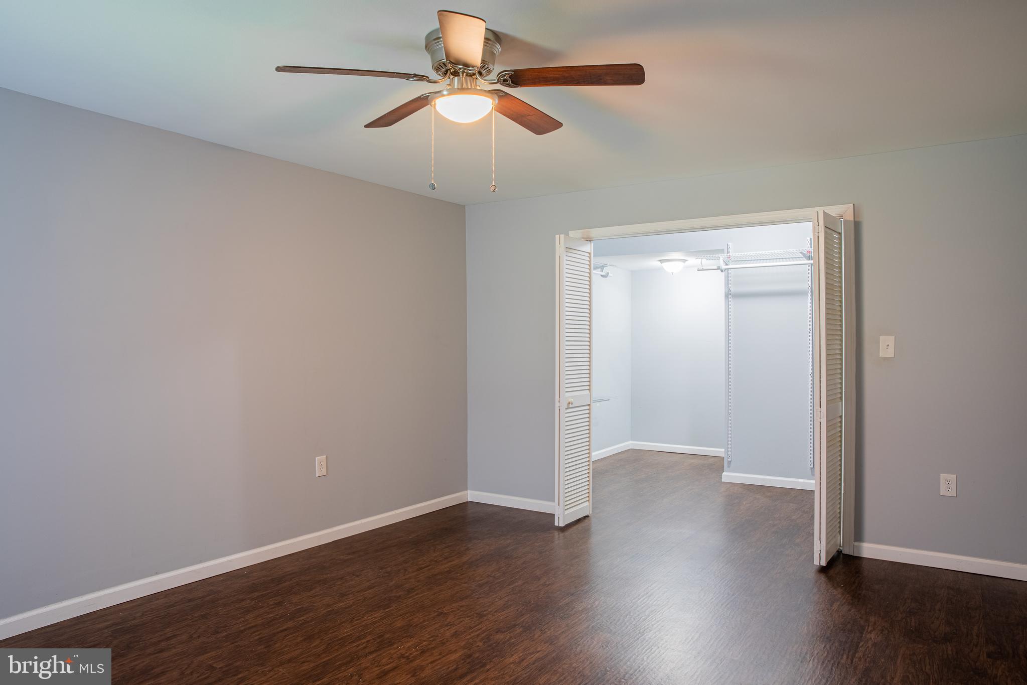 VILLAGES OF URBANA - Residential Lease