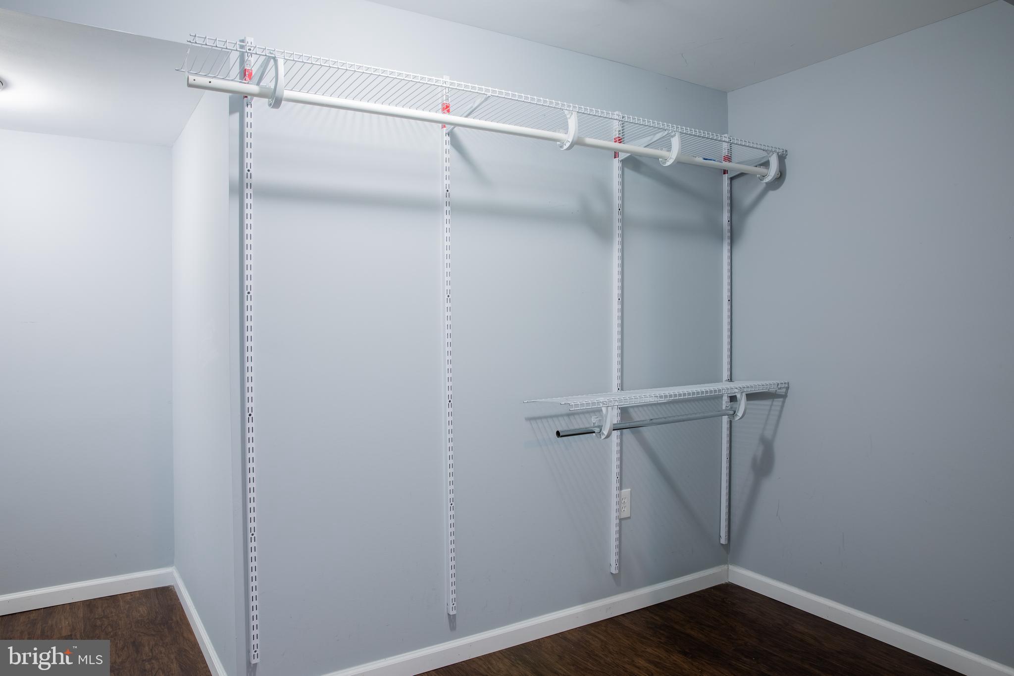 VILLAGES OF URBANA - Residential Lease