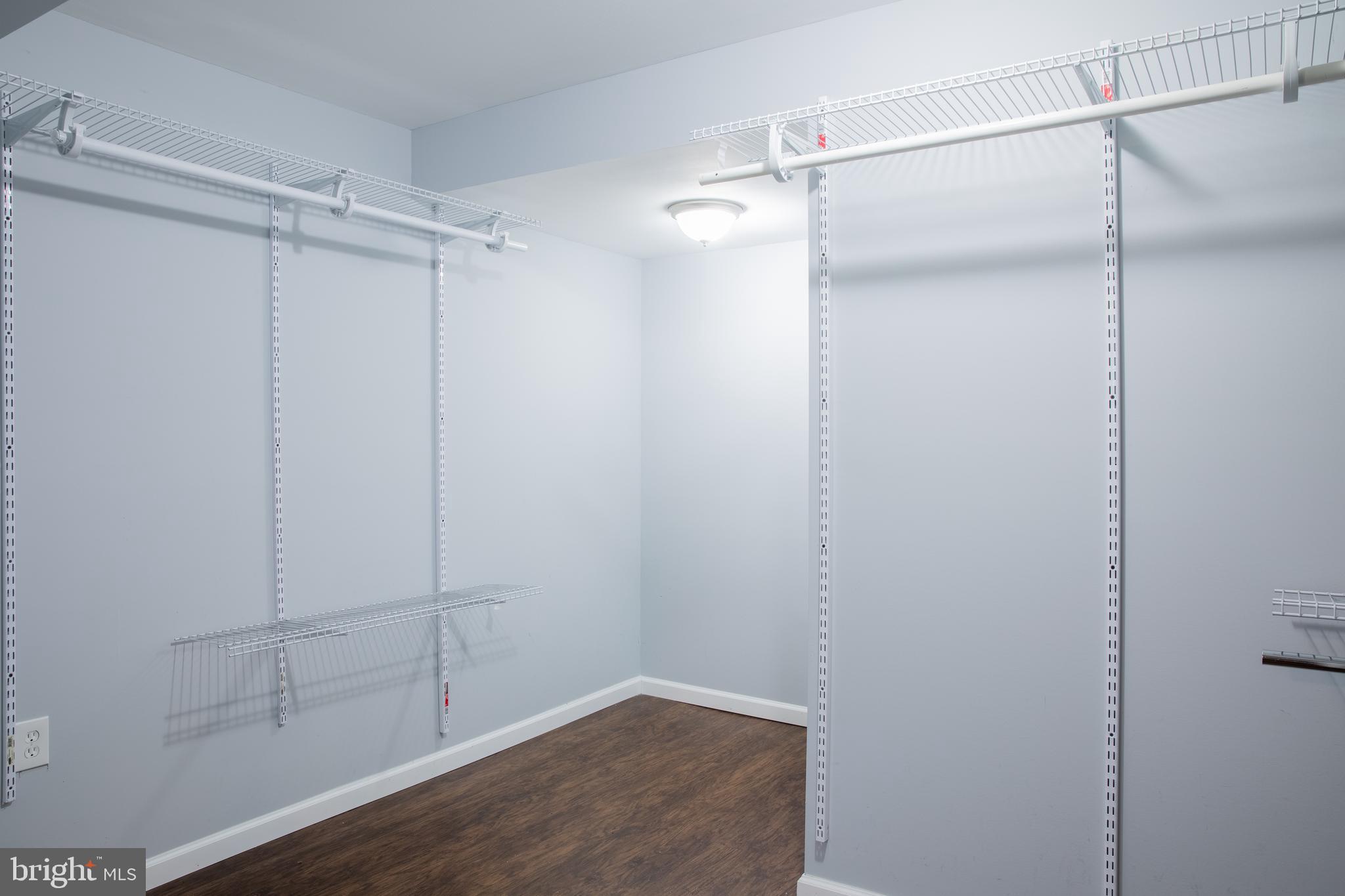 VILLAGES OF URBANA - Residential Lease