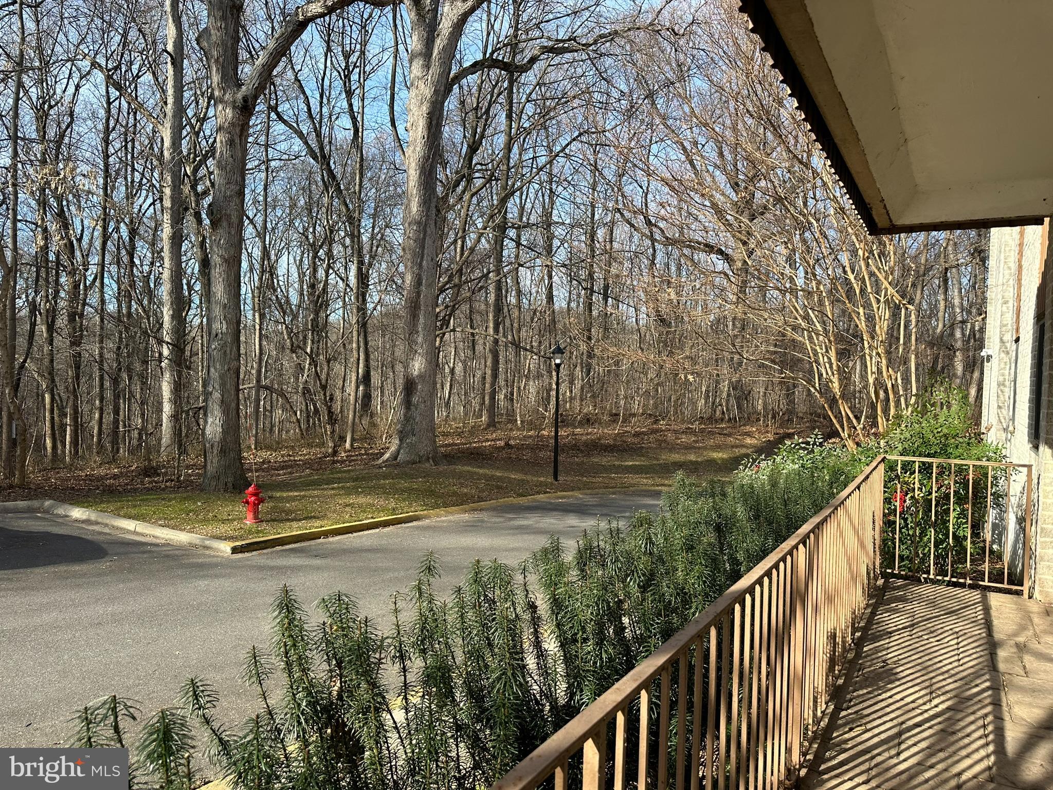 LAKESIDE TERRACE - Residential Lease