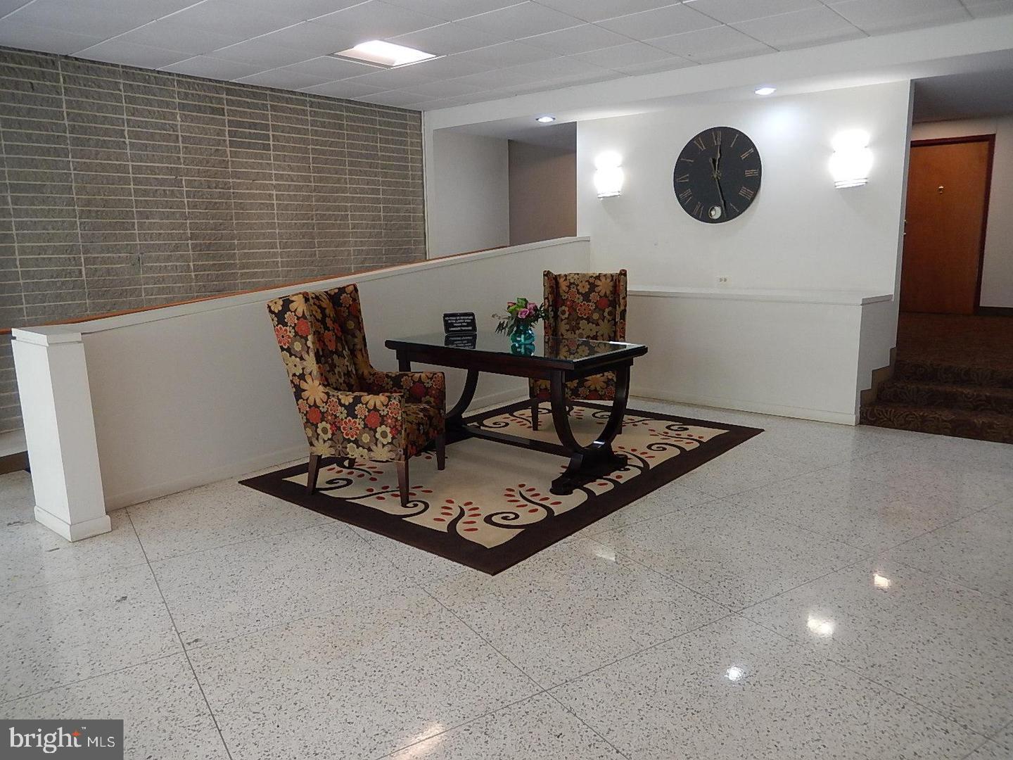 LAKESIDE TERRACE - Residential Lease