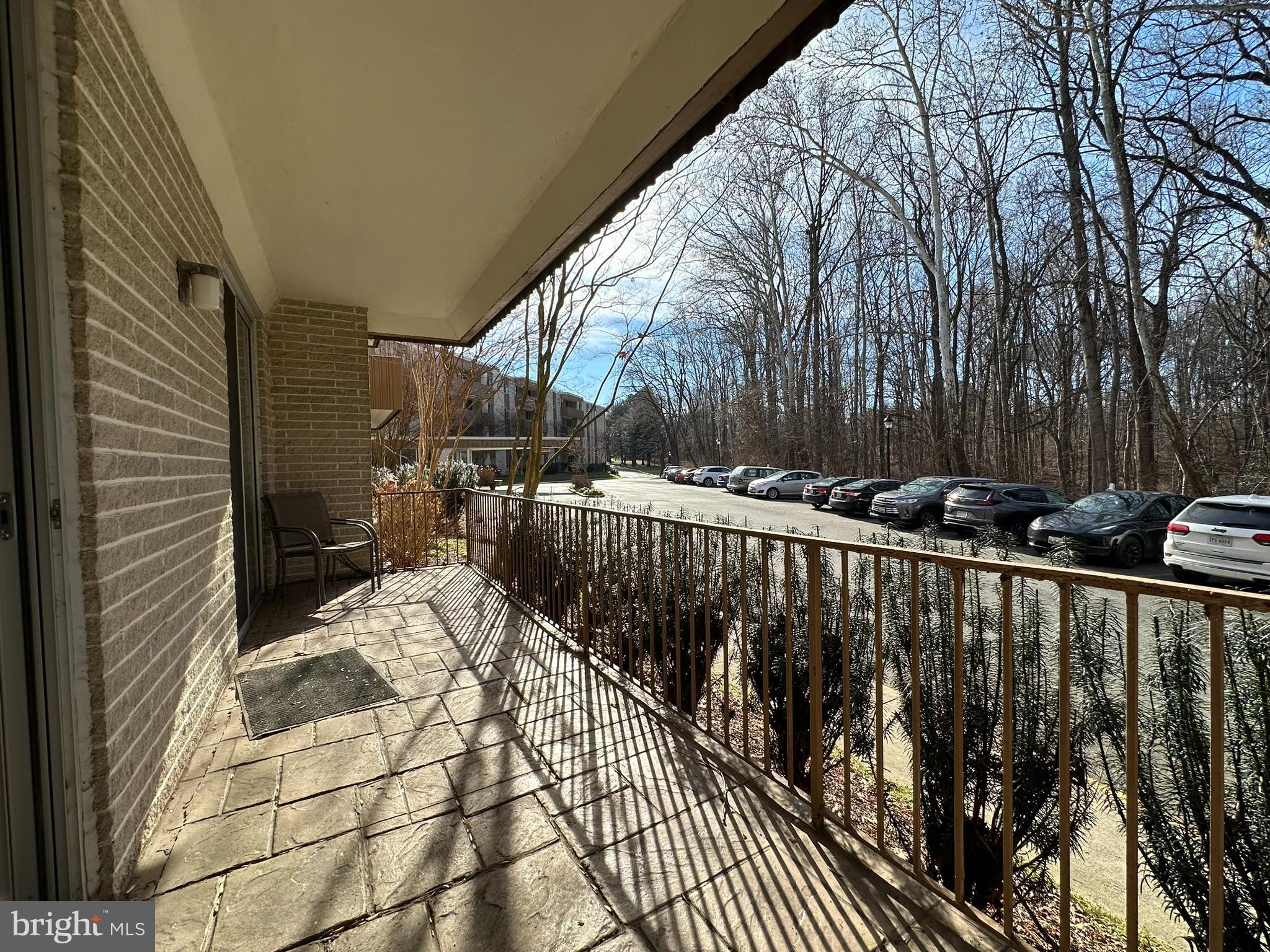 LAKESIDE TERRACE - Residential Lease