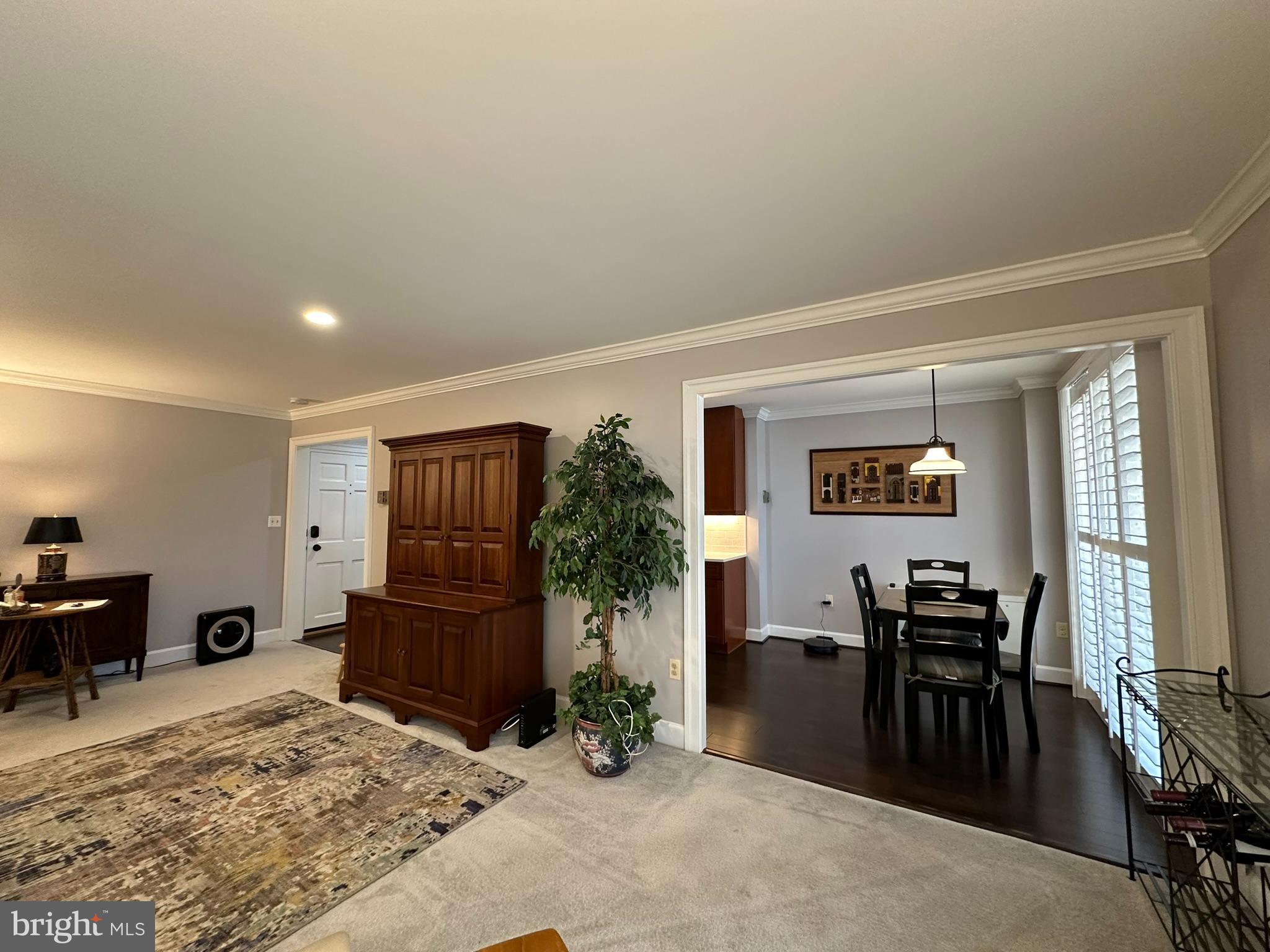 LAKESIDE TERRACE - Residential Lease