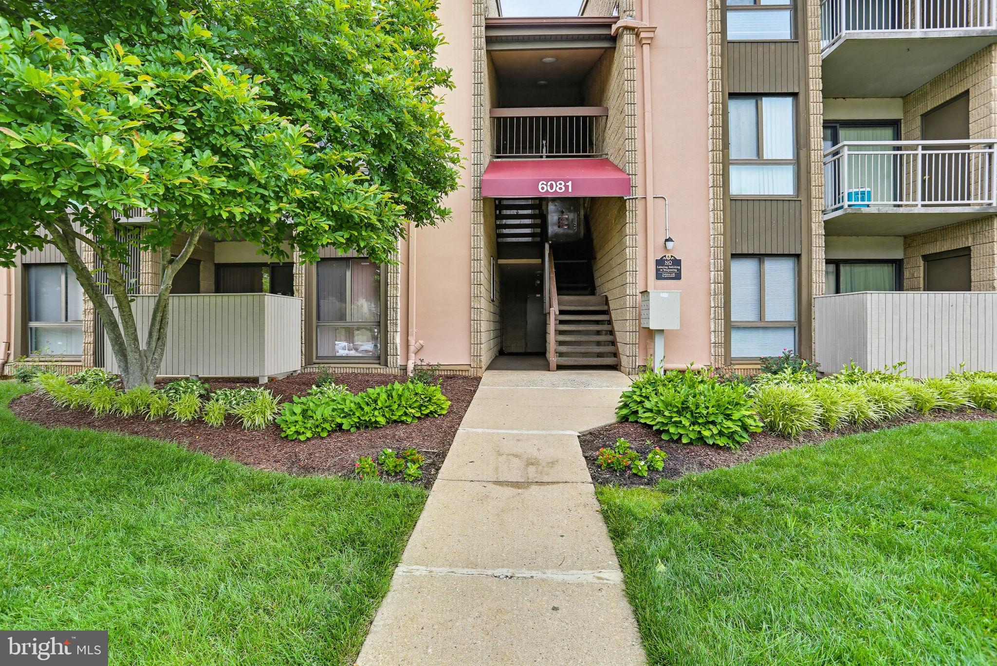 VILLAGE OF LONG REACH - Residential