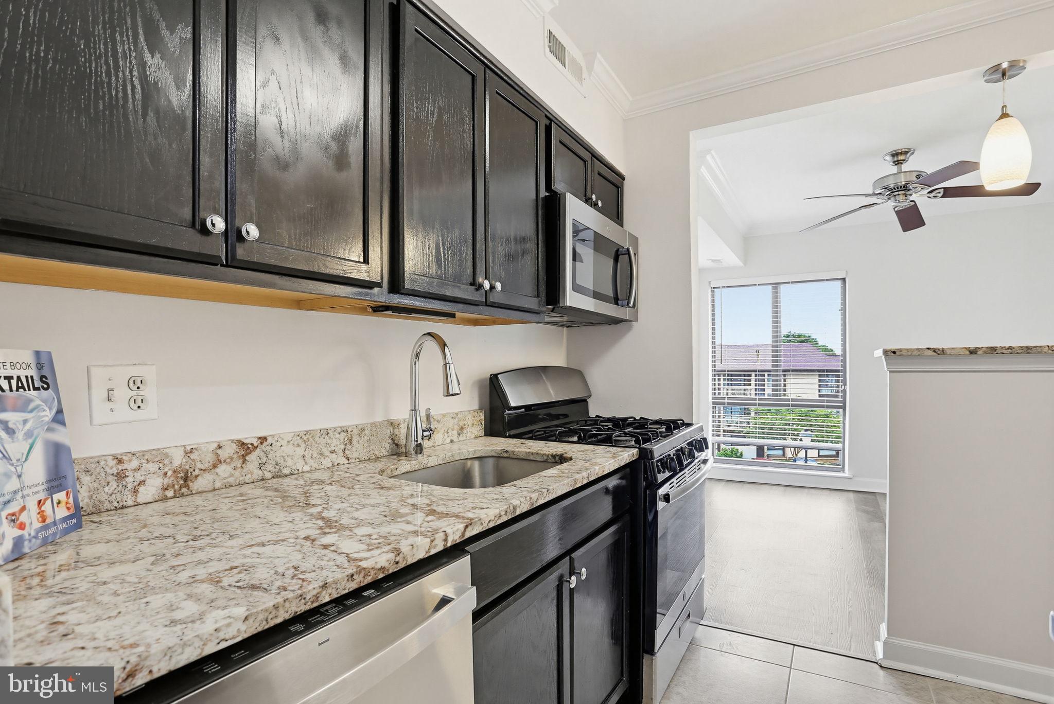 VILLAGE OF LONG REACH - Residential