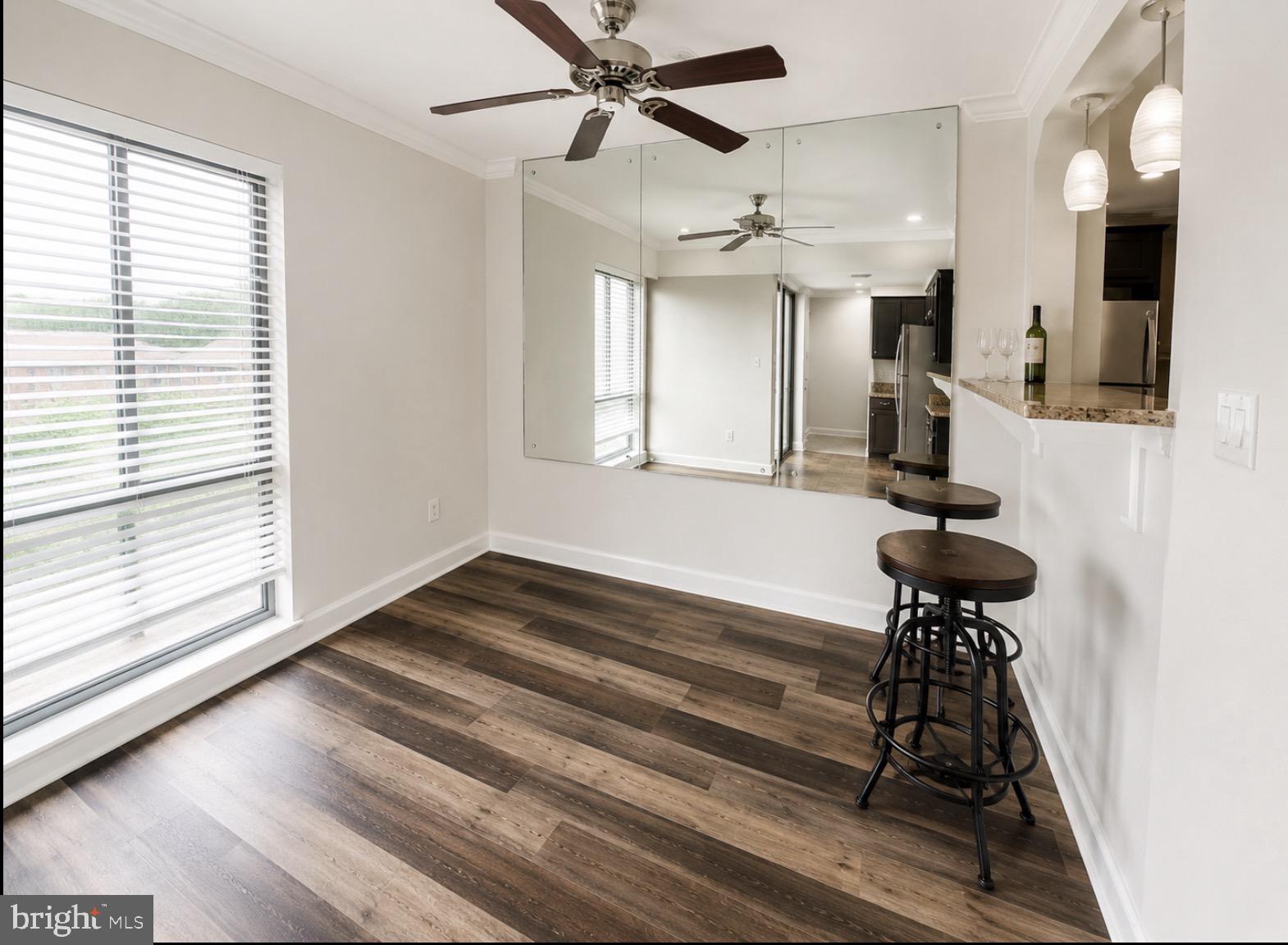 VILLAGE OF LONG REACH - Residential