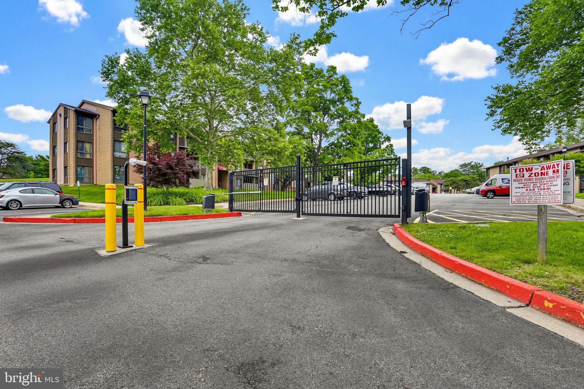 VILLAGE OF LONG REACH - Residential
