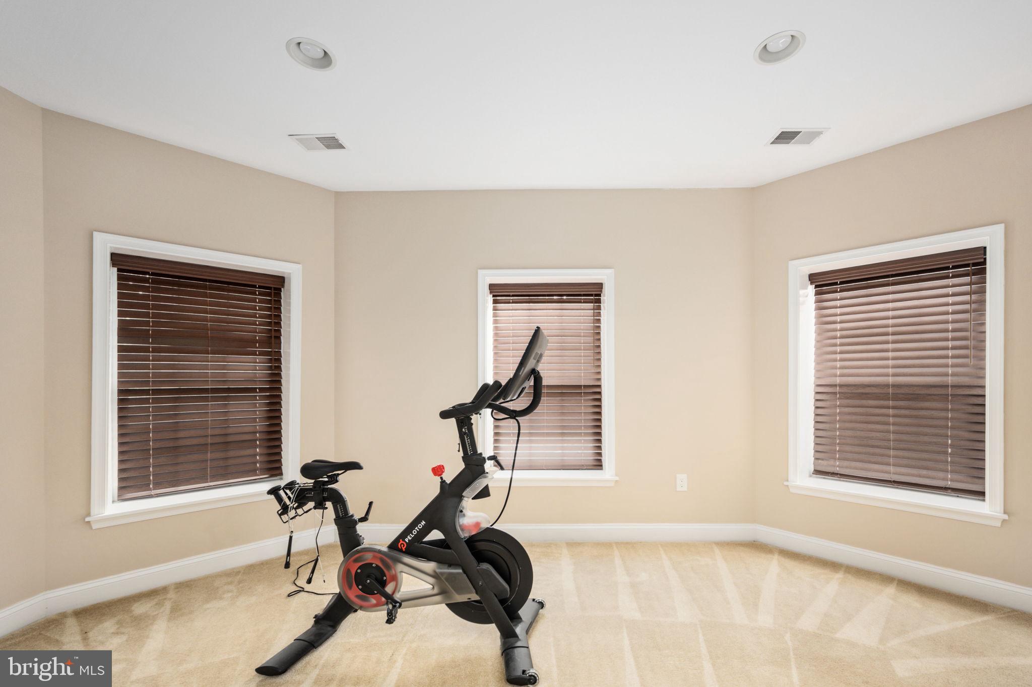 CEDAR CREEK FARMS - Residential