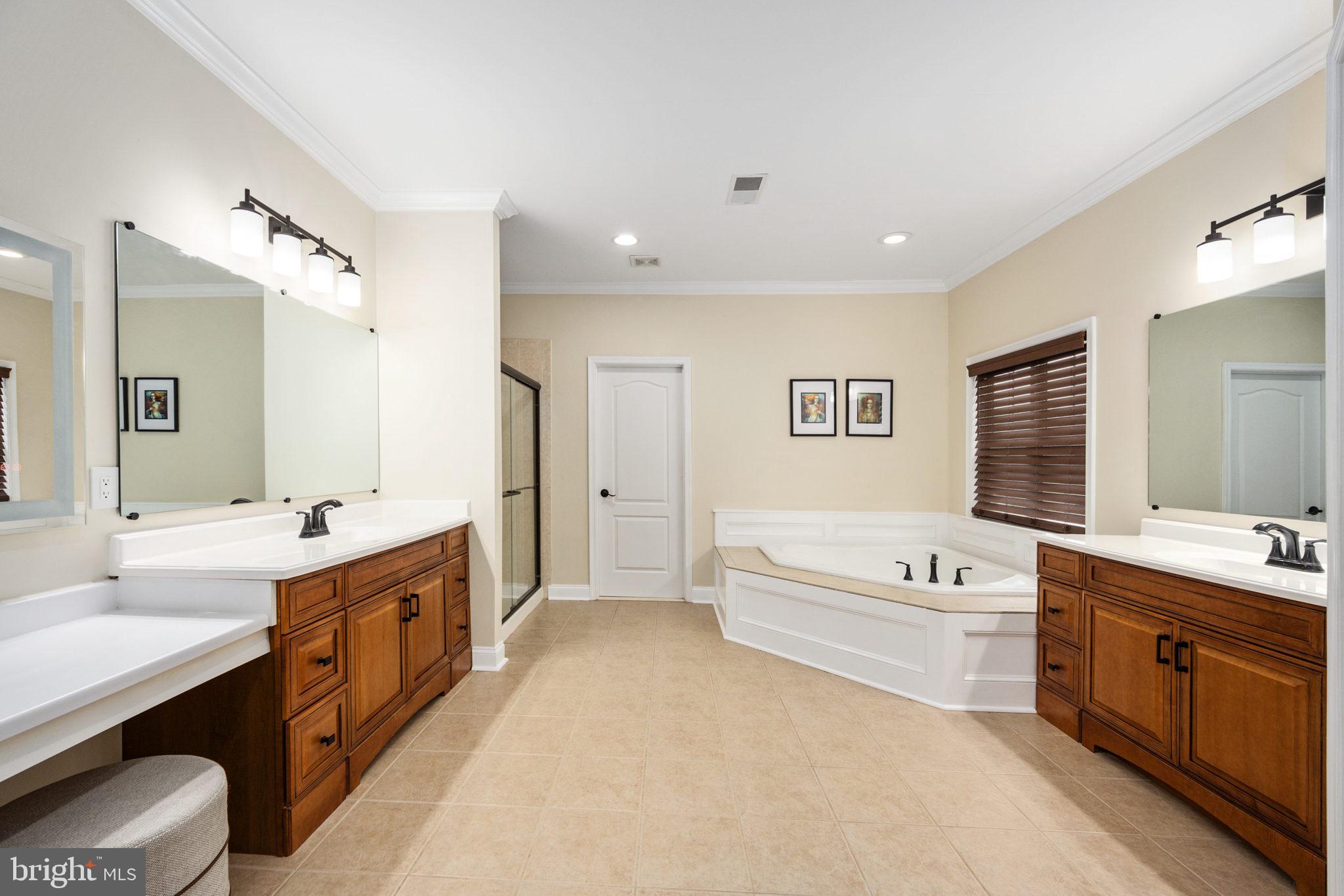 CEDAR CREEK FARMS - Residential