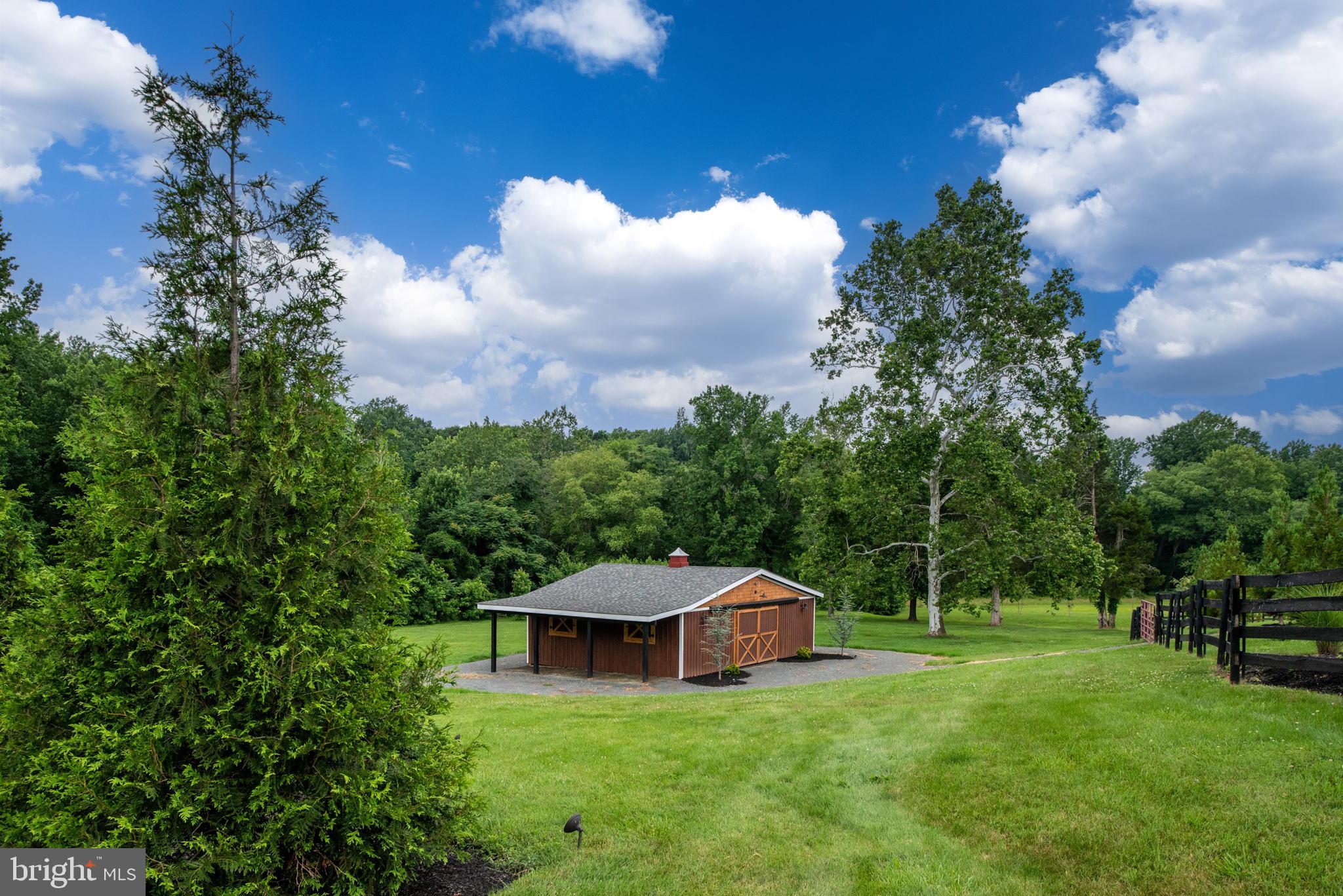 CEDAR CREEK FARMS - Residential