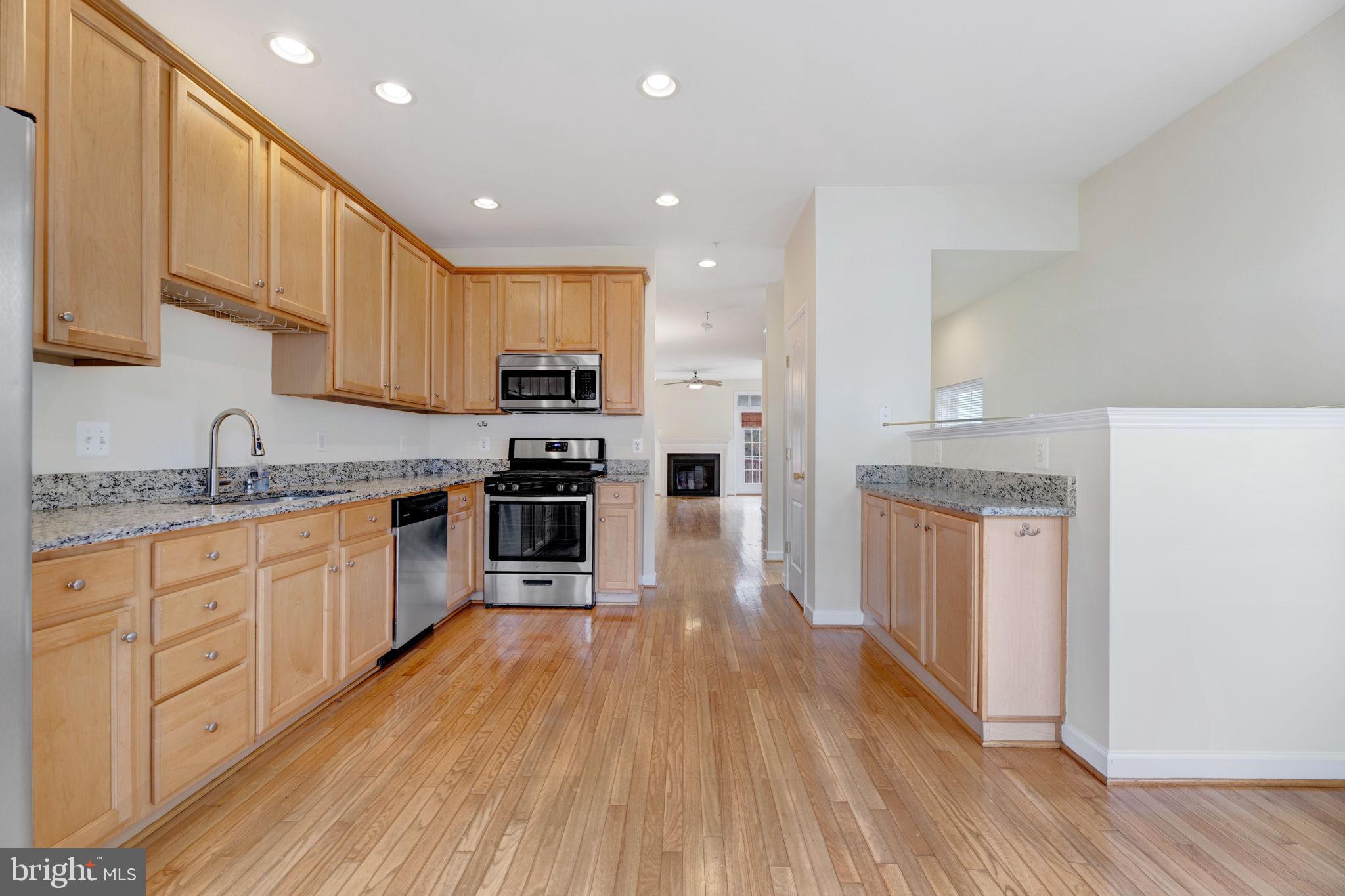 RUSSETT - Residential Lease