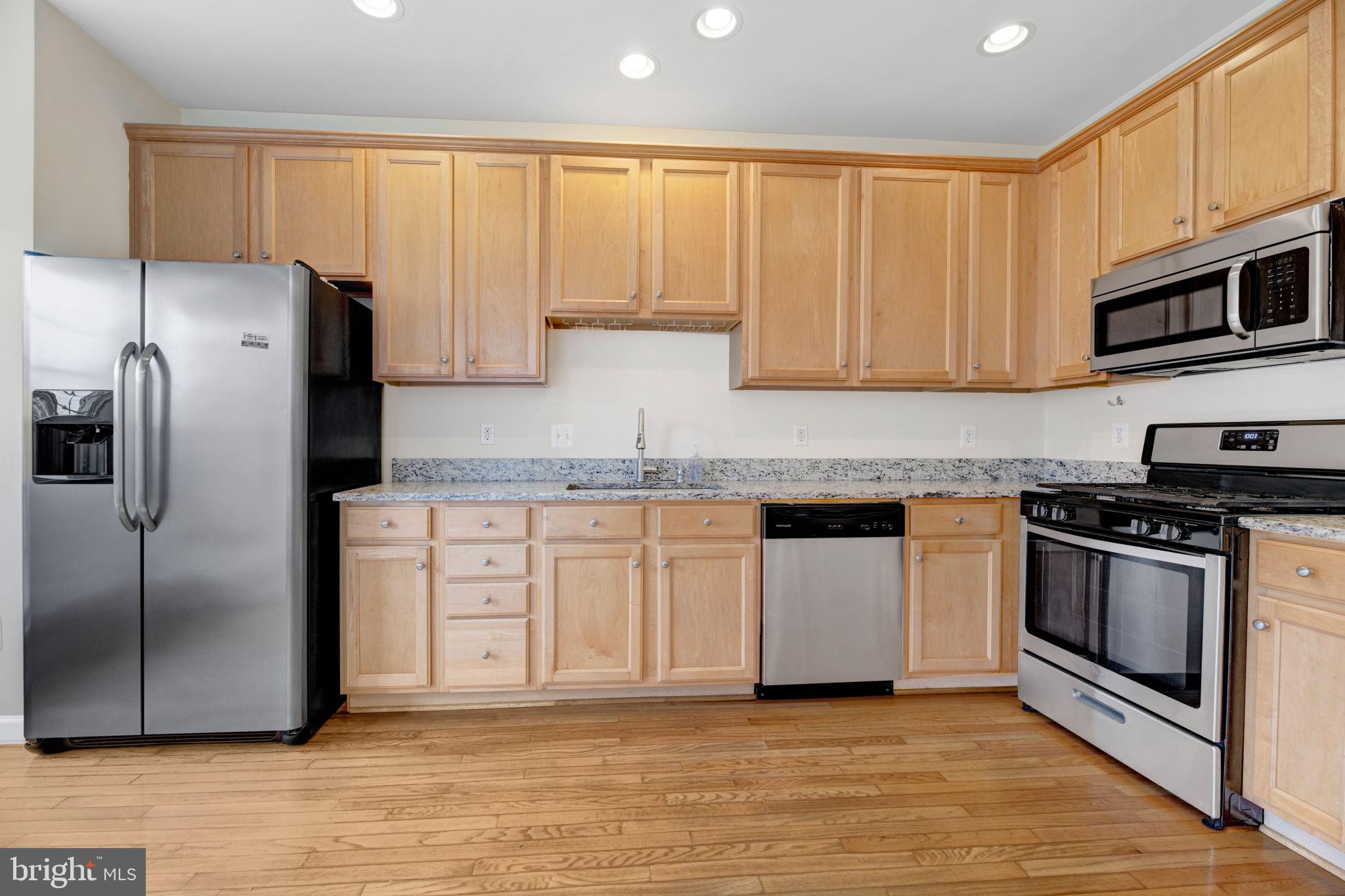 RUSSETT - Residential Lease