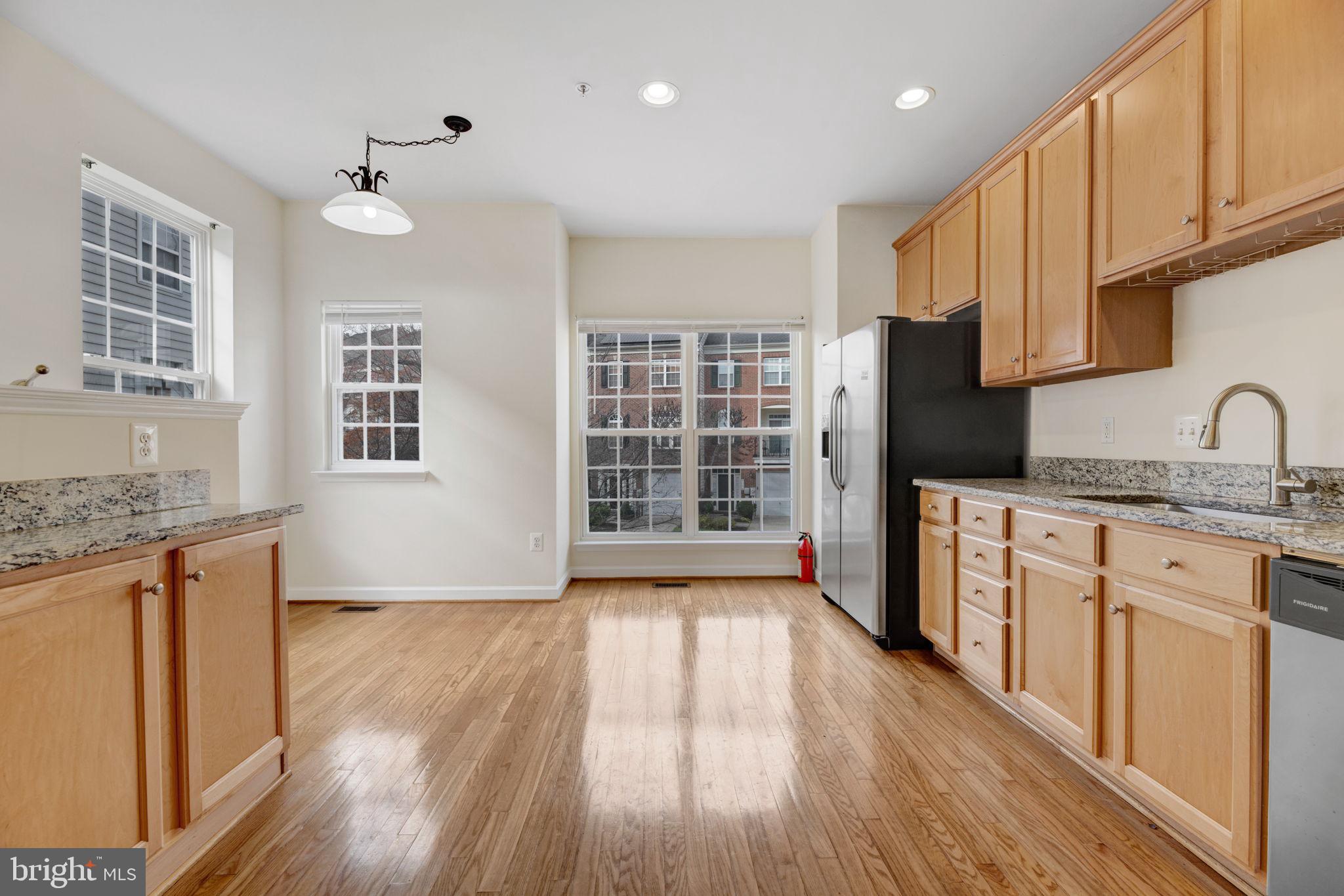 RUSSETT - Residential Lease