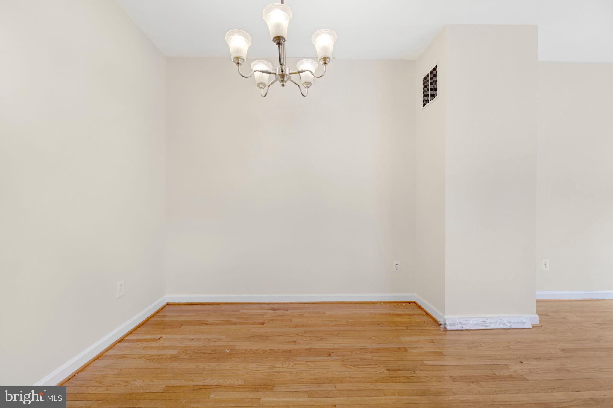 RUSSETT - Residential Lease