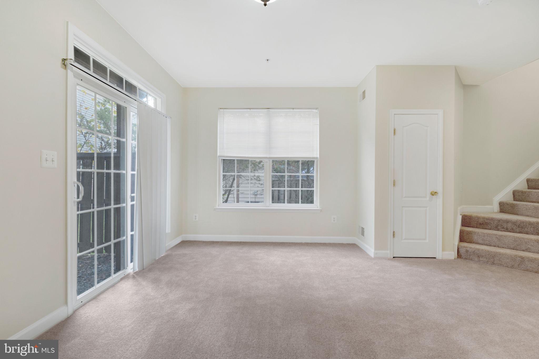 RUSSETT - Residential Lease