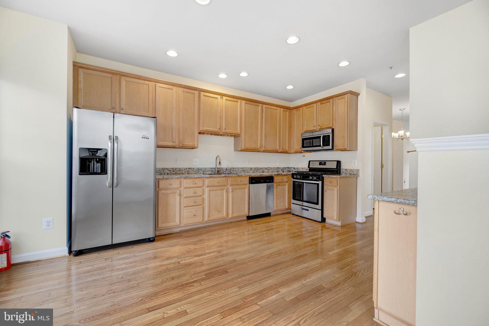 RUSSETT - Residential Lease