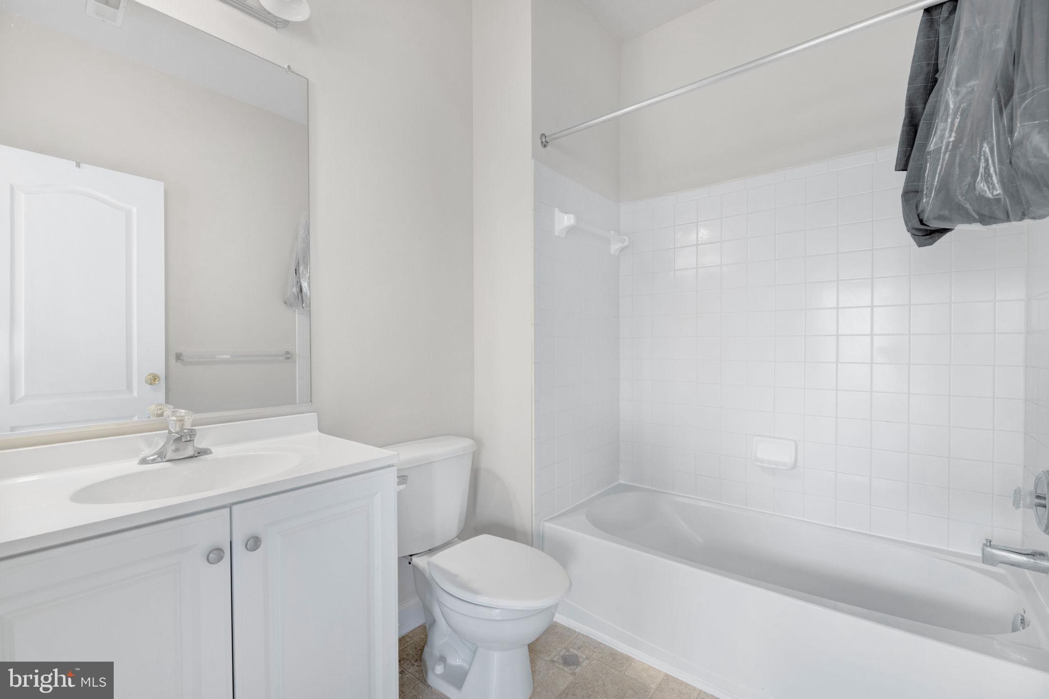 RUSSETT - Residential Lease