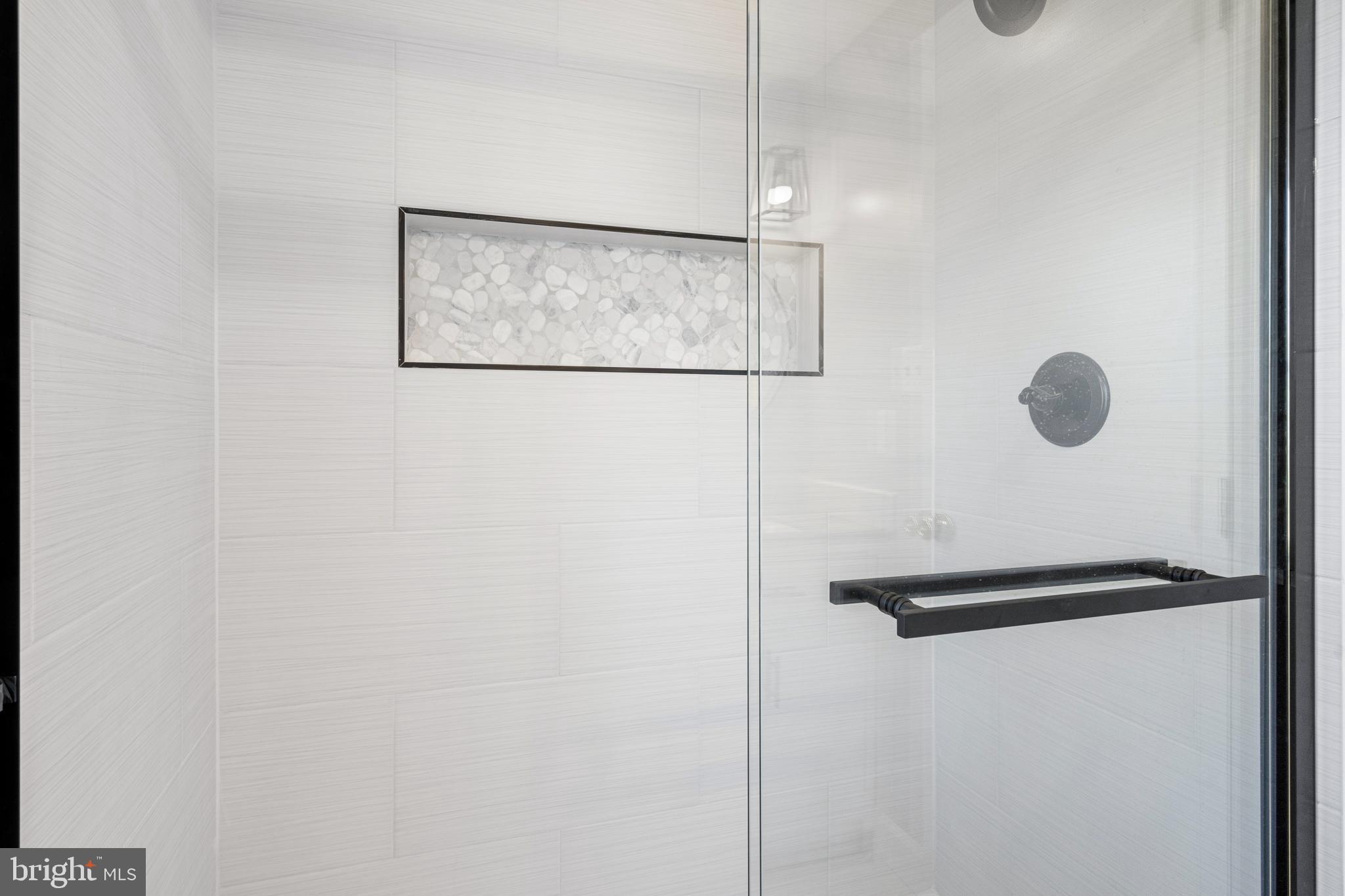 BROOKLEIGH - Residential Lease