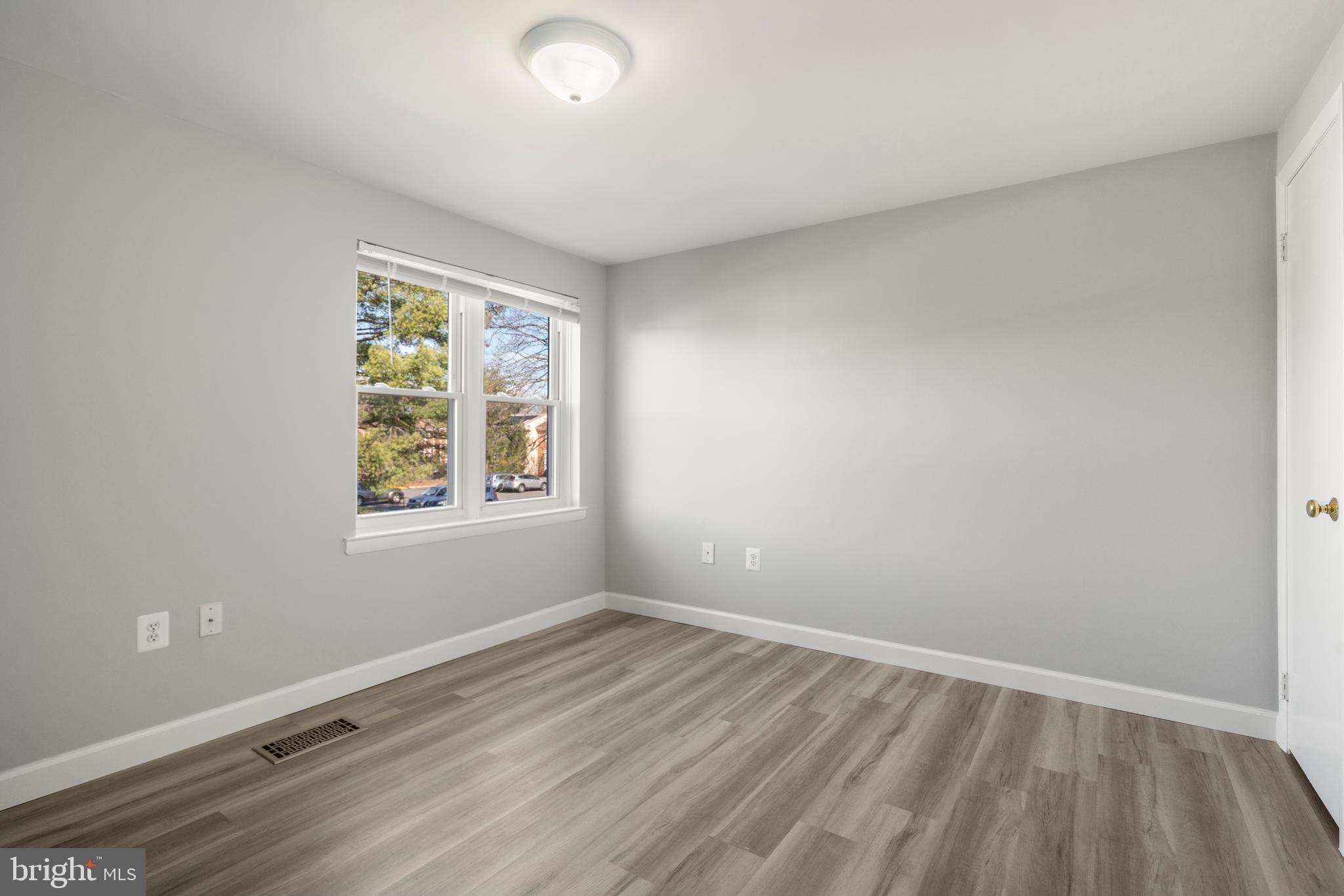 BROOKLEIGH - Residential Lease