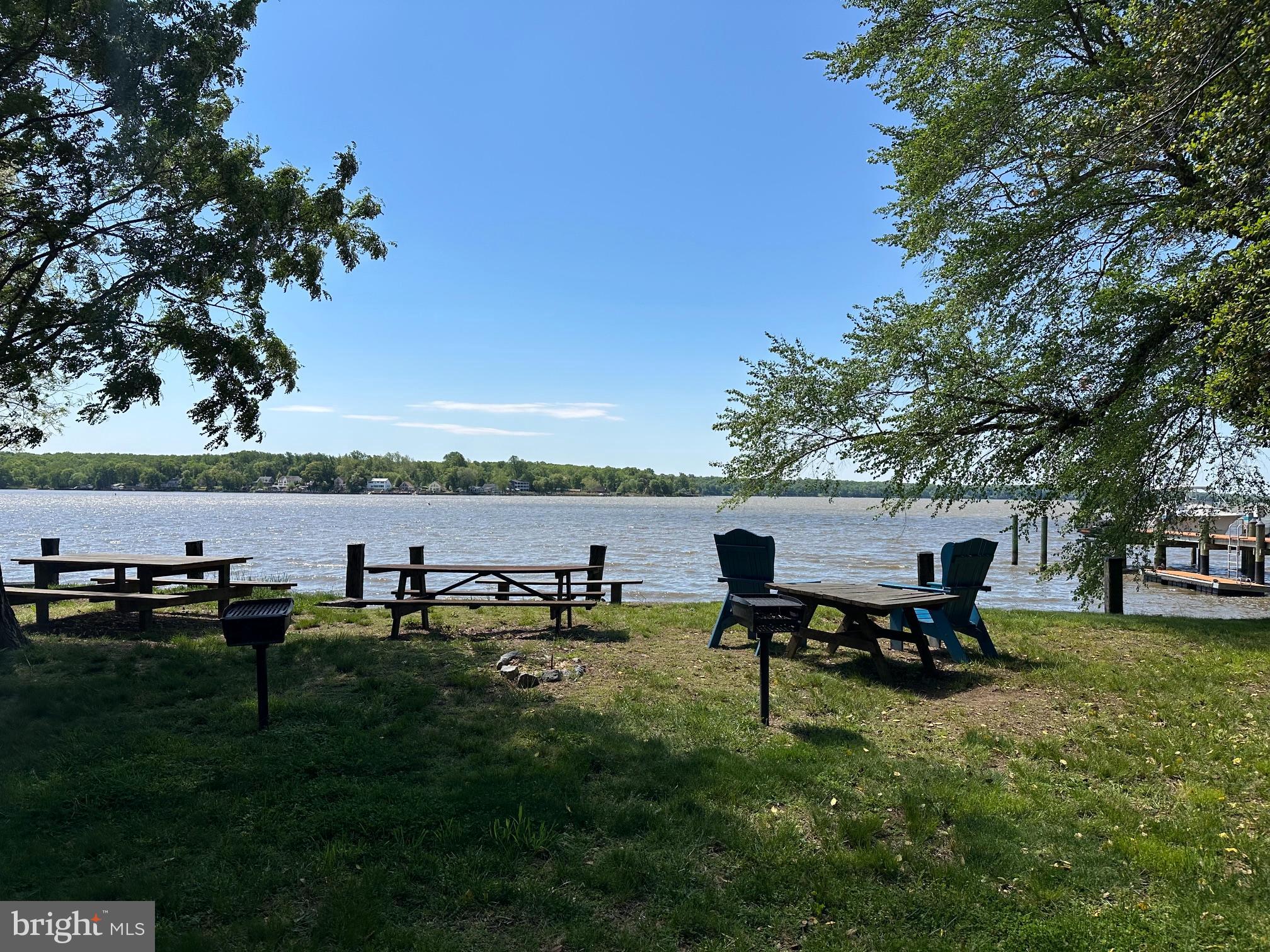WOODCREST SHORES - Residential