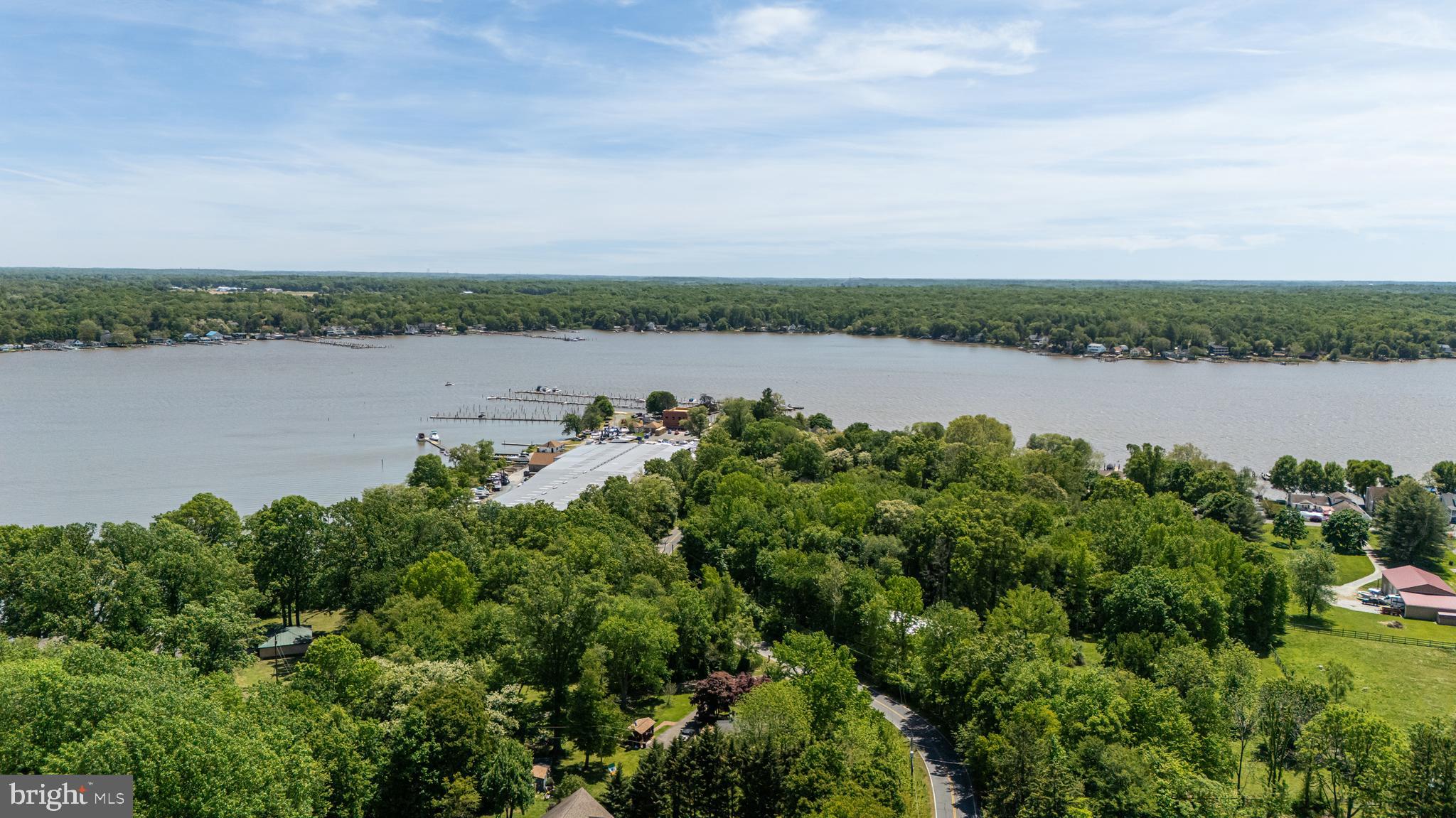 WOODCREST SHORES - Residential