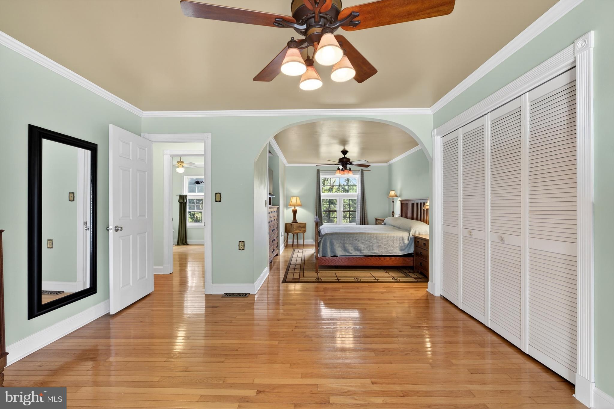 WOODCREST SHORES - Residential