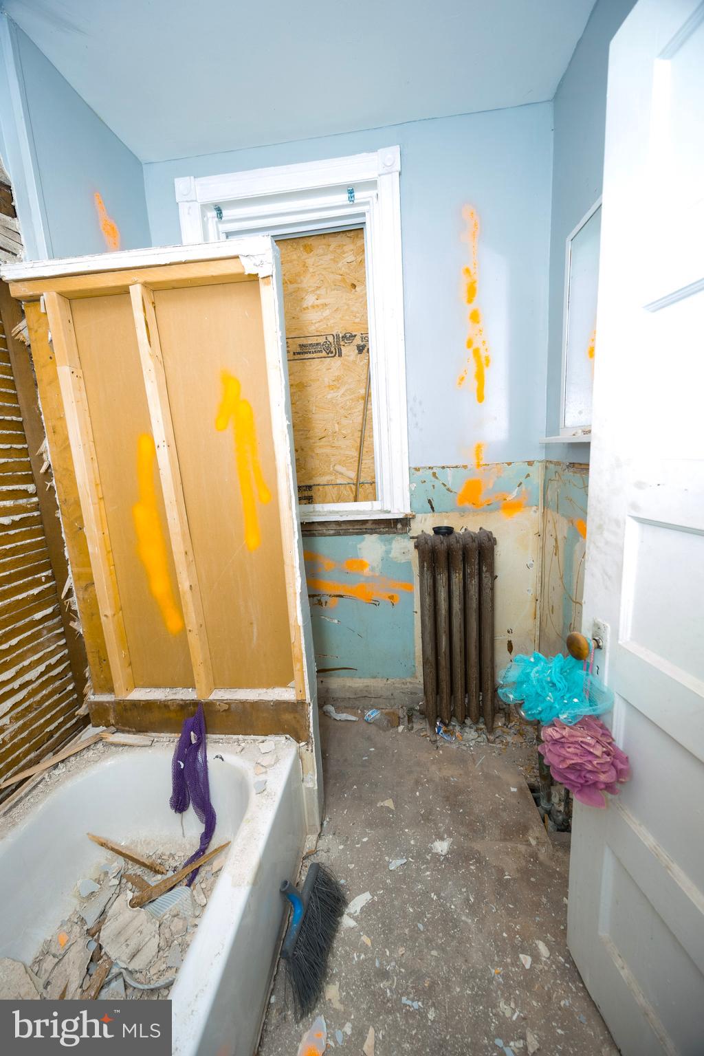 PHILADELPHIA (SOUTHWEST) - Residential