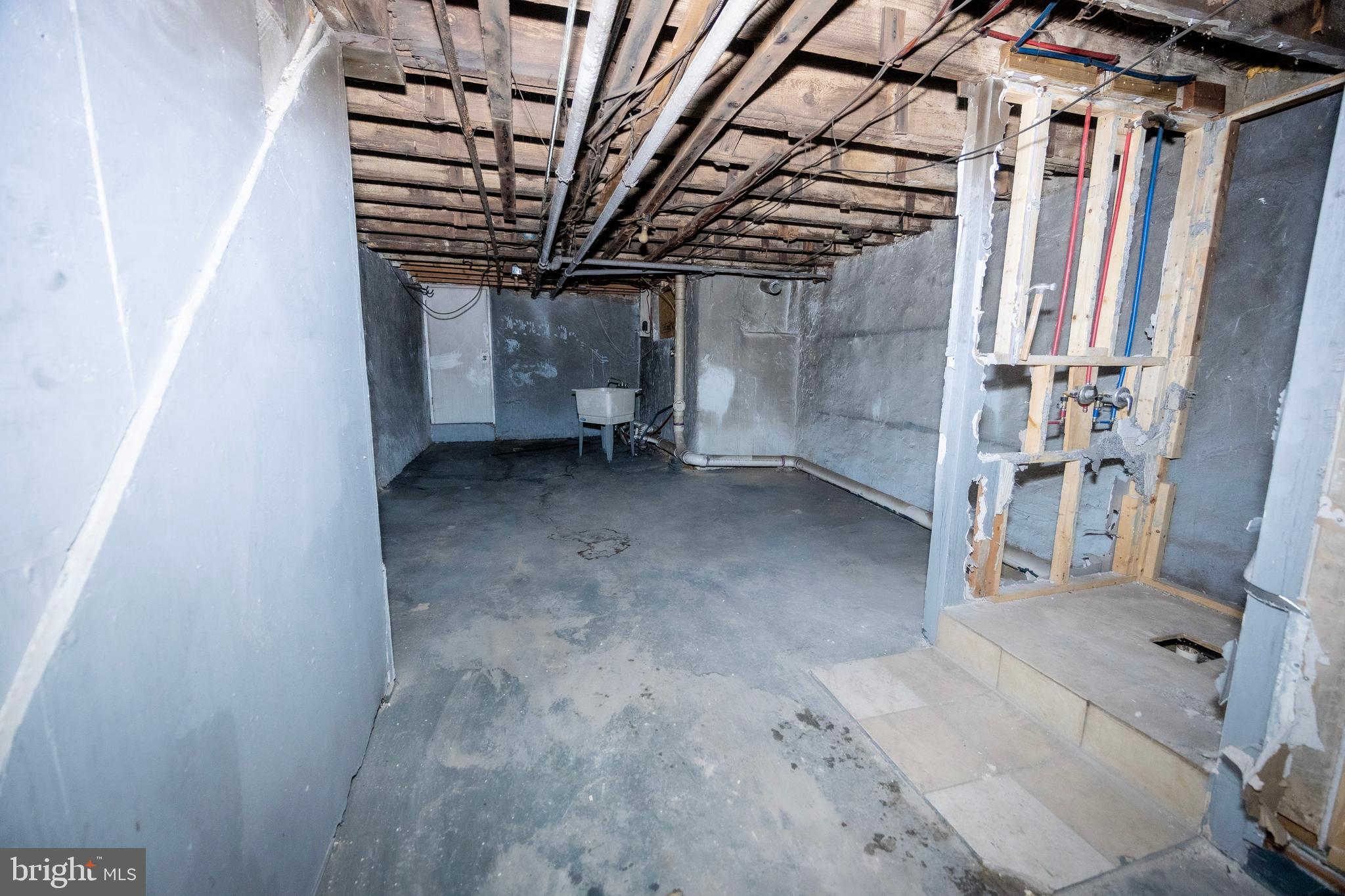 PHILADELPHIA (SOUTHWEST) - Residential