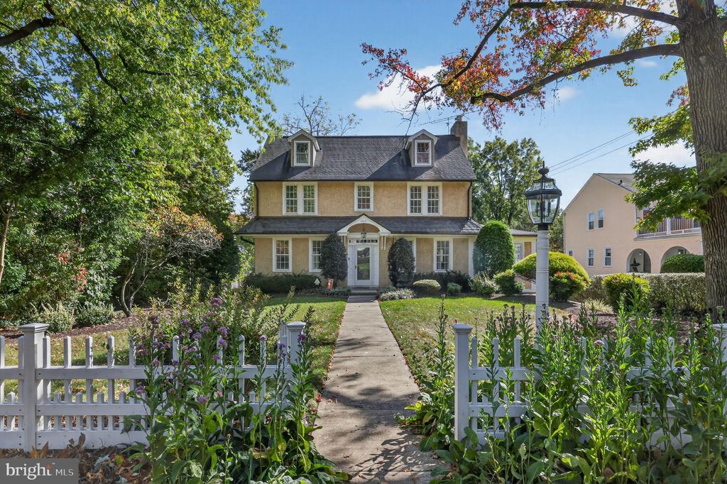 Photo of 1415 Jericho Road, ABINGTON, PA 19001 (MLS # PAMC2159568)