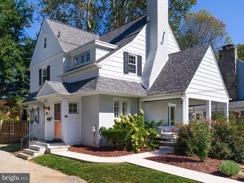 Homes For Sale - 11 Shirley Road<br/> NARBERTH, PA 19072