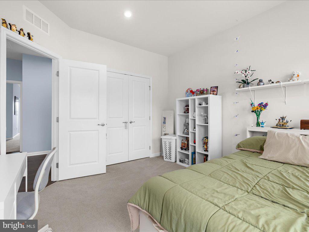 PARKSIDE - Residential