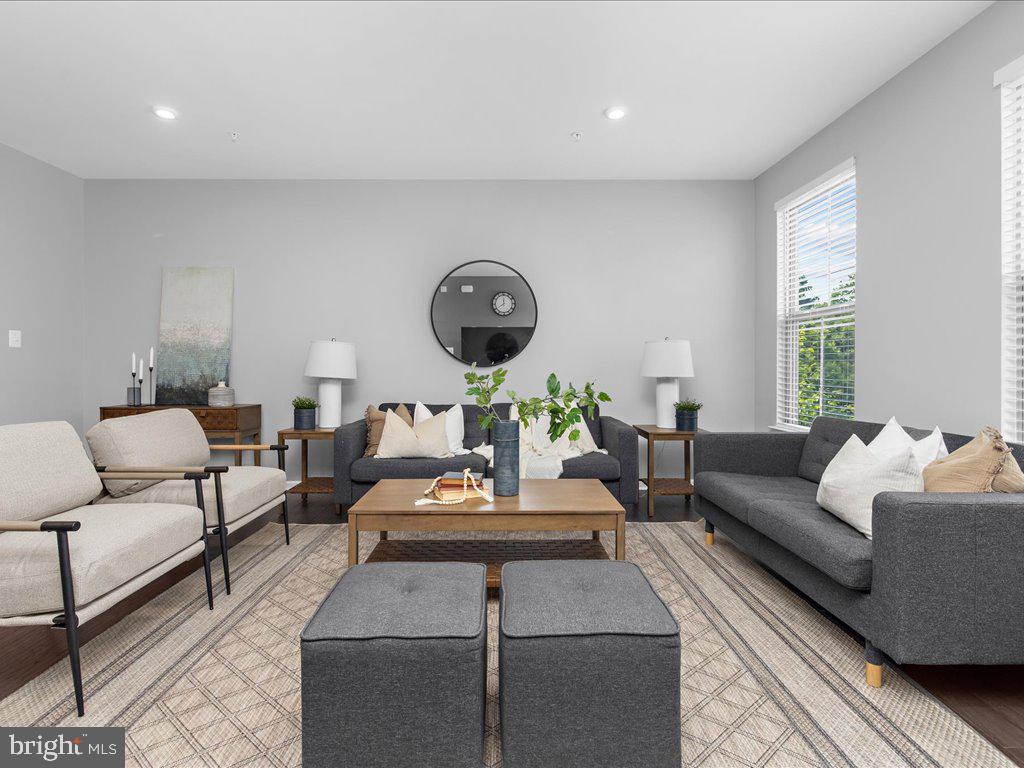 PARKSIDE - Residential