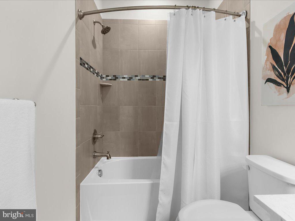 PARKSIDE - Residential