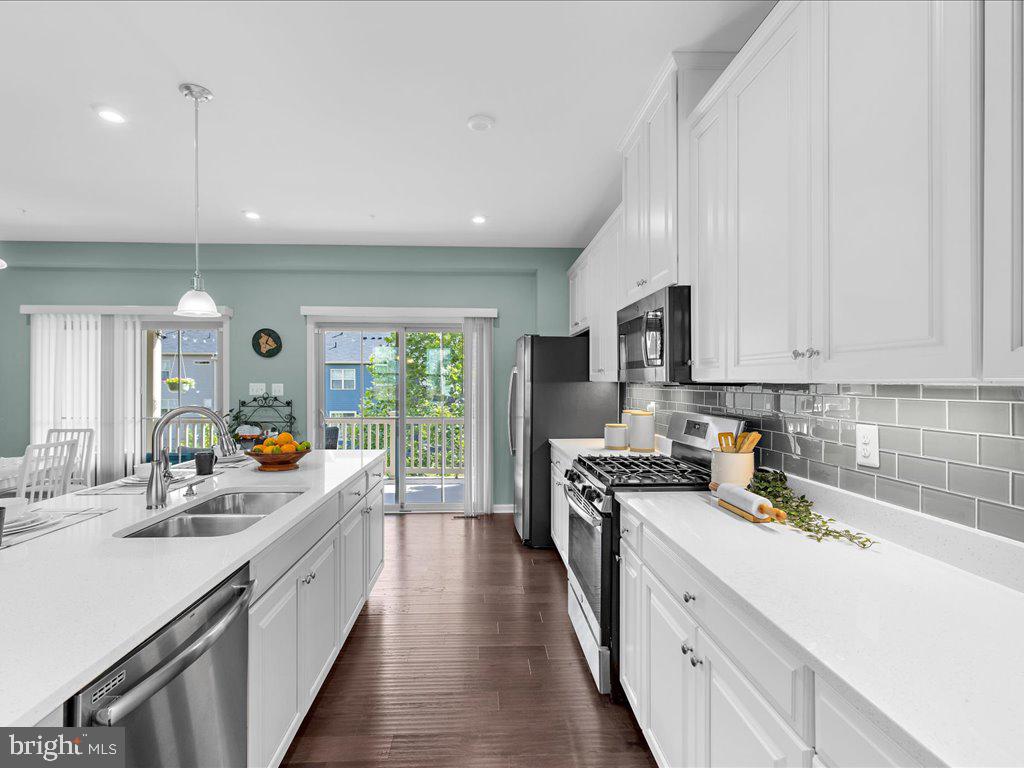 PARKSIDE - Residential