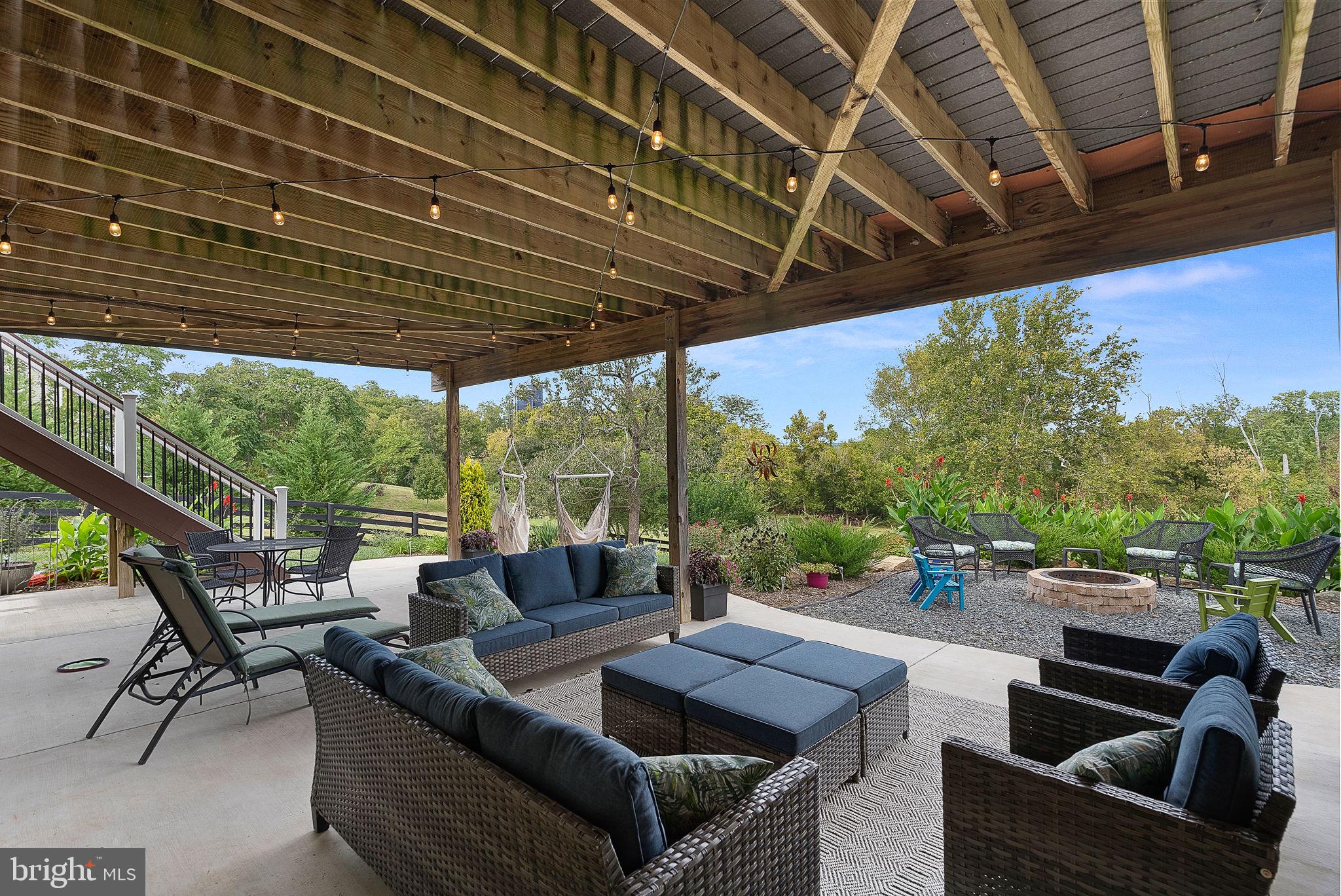 BLACK OAK RIDGE - Residential