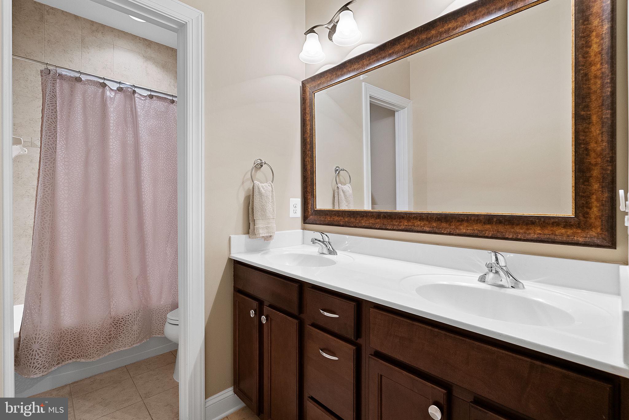 BLACK OAK RIDGE - Residential