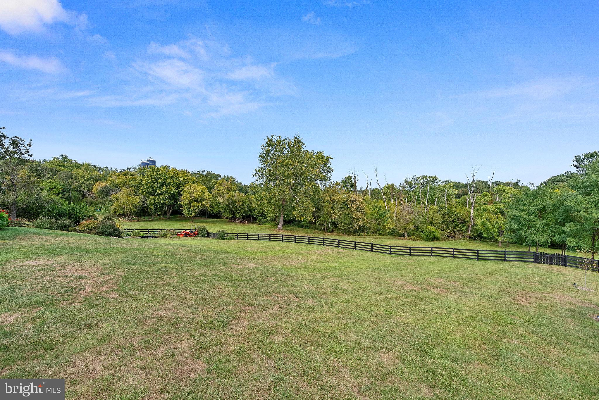 BLACK OAK RIDGE - Residential