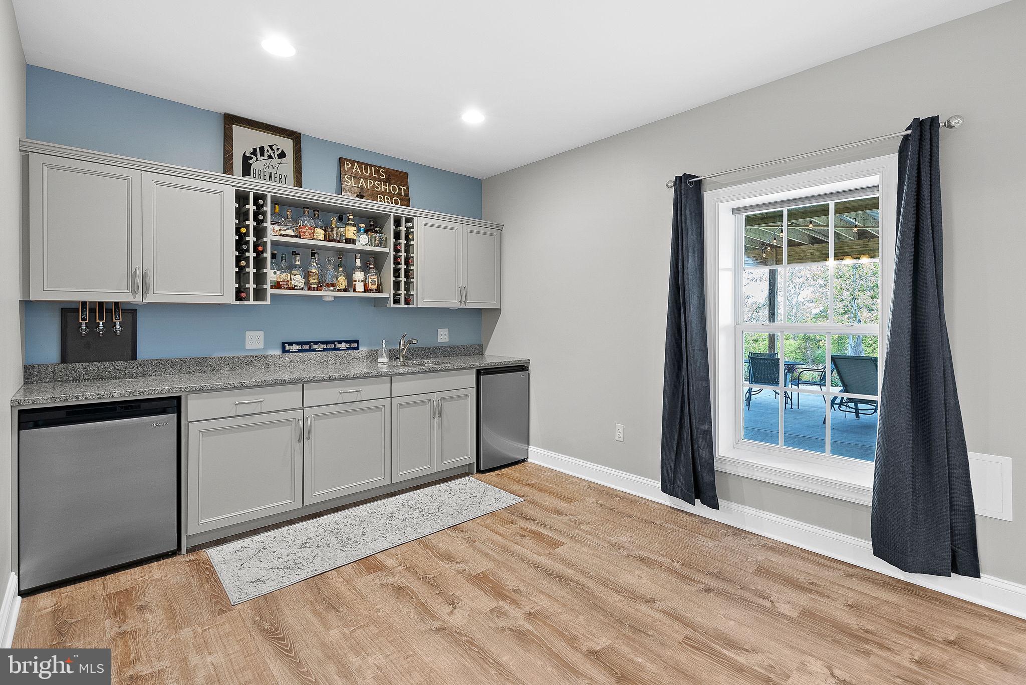 BLACK OAK RIDGE - Residential