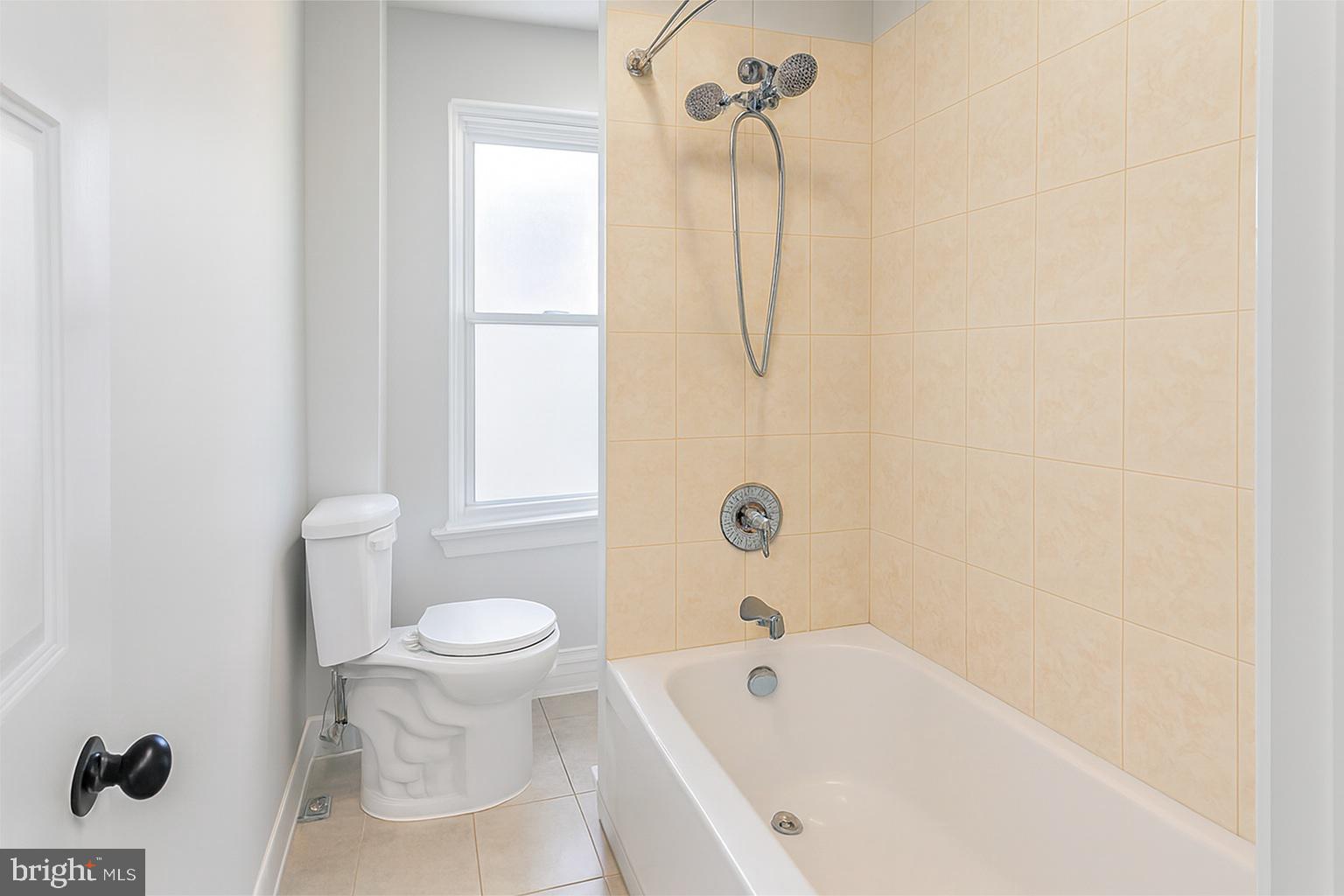 PHILADELPHIA (NORTHEAST) - Residential