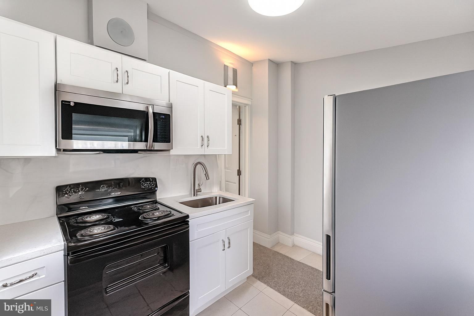 PHILADELPHIA (NORTHEAST) - Residential