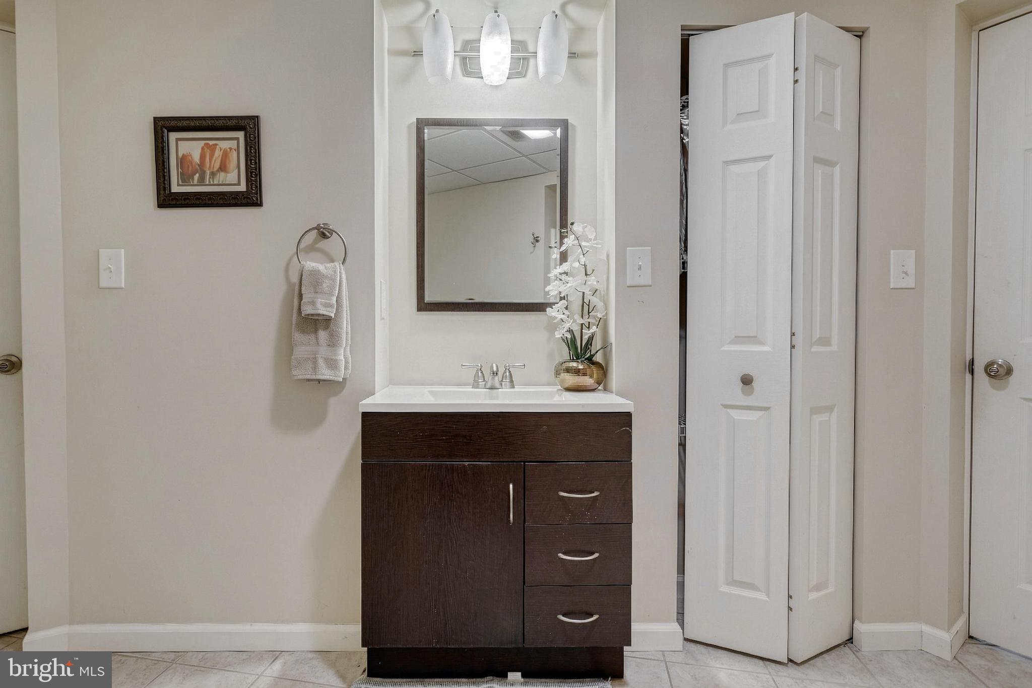 SUNSET RIDGE - Residential