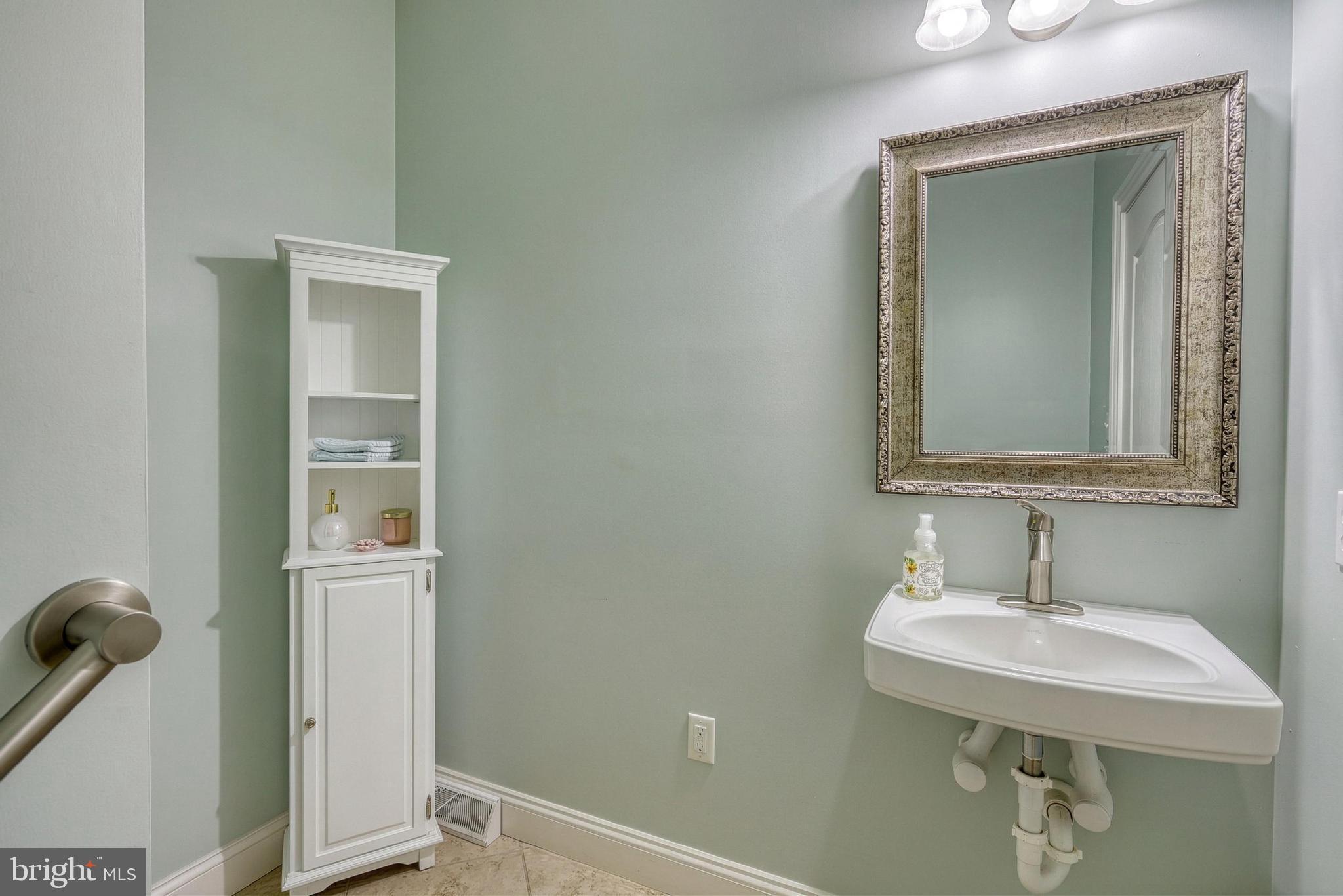 SUNSET RIDGE - Residential