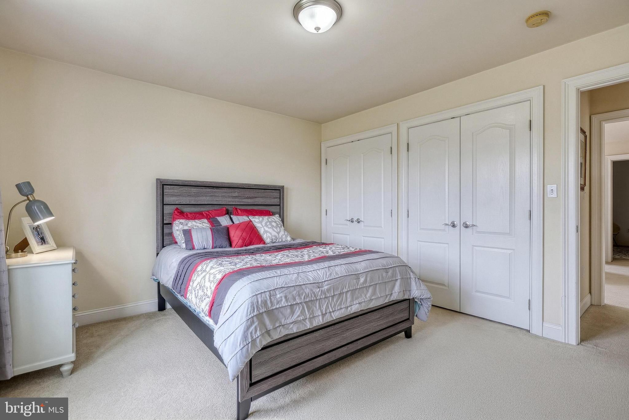 SUNSET RIDGE - Residential