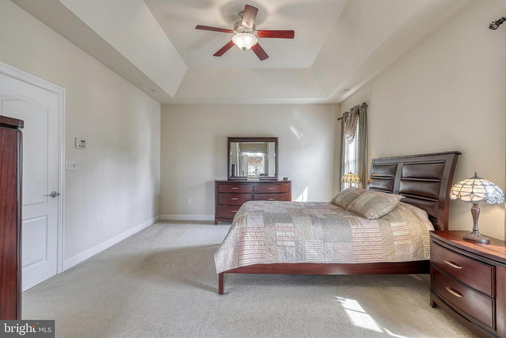 SUNSET RIDGE - Residential