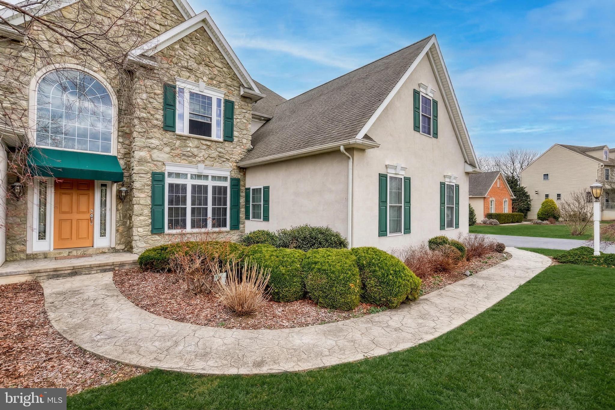 SUNSET RIDGE - Residential