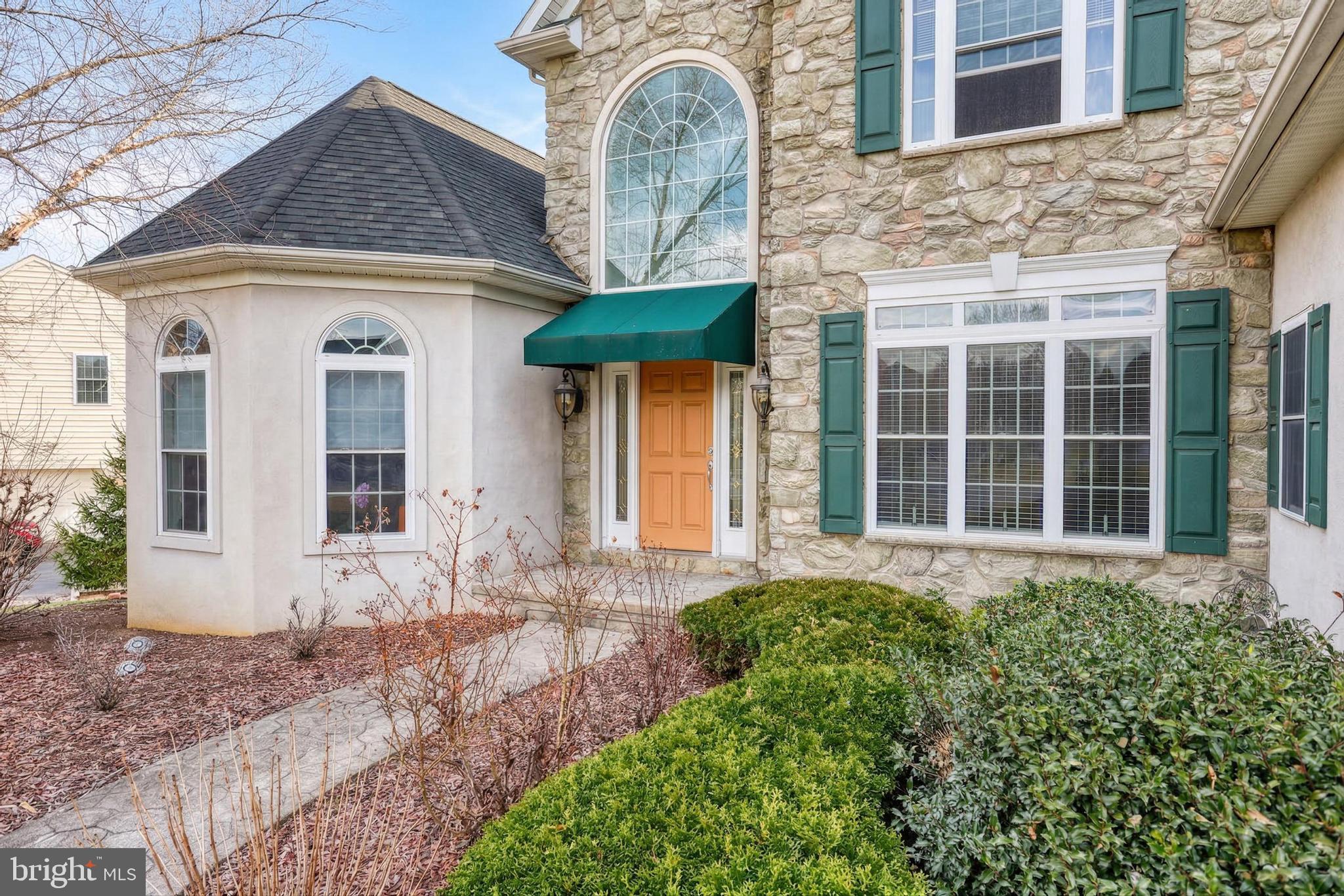 SUNSET RIDGE - Residential