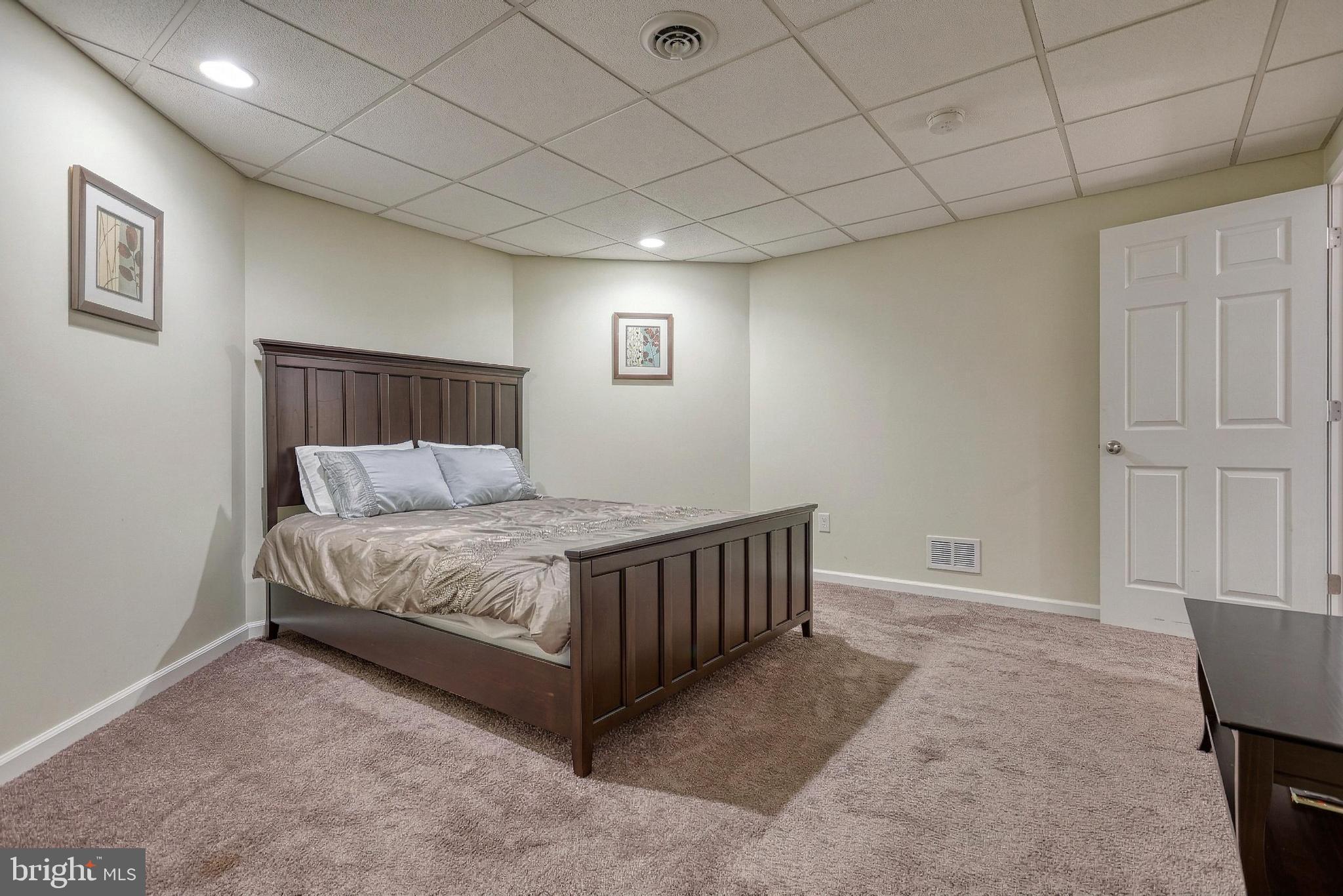 SUNSET RIDGE - Residential